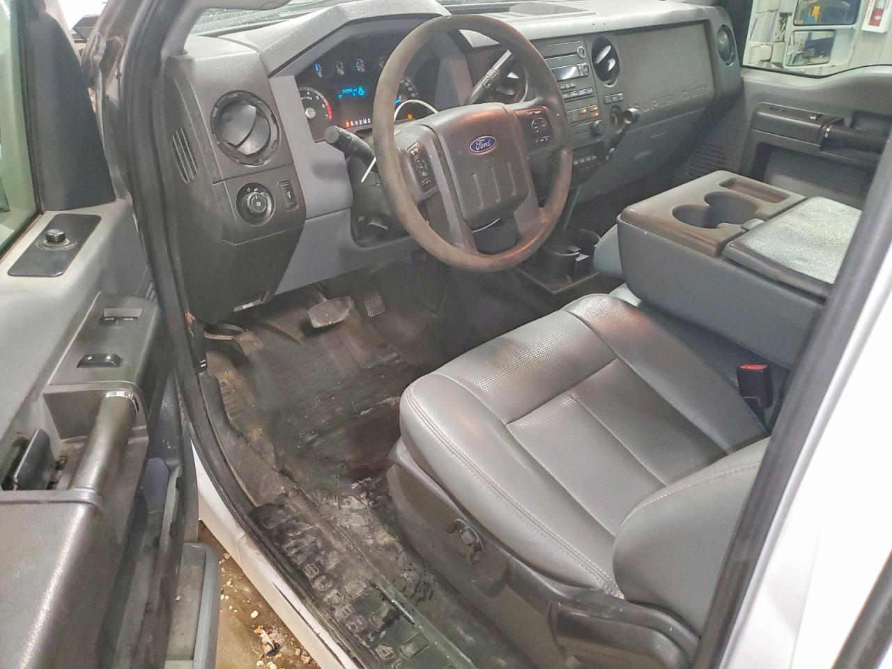 2013 Ford F250 Super Duty White vin: 1FT7X2B65DEB29562