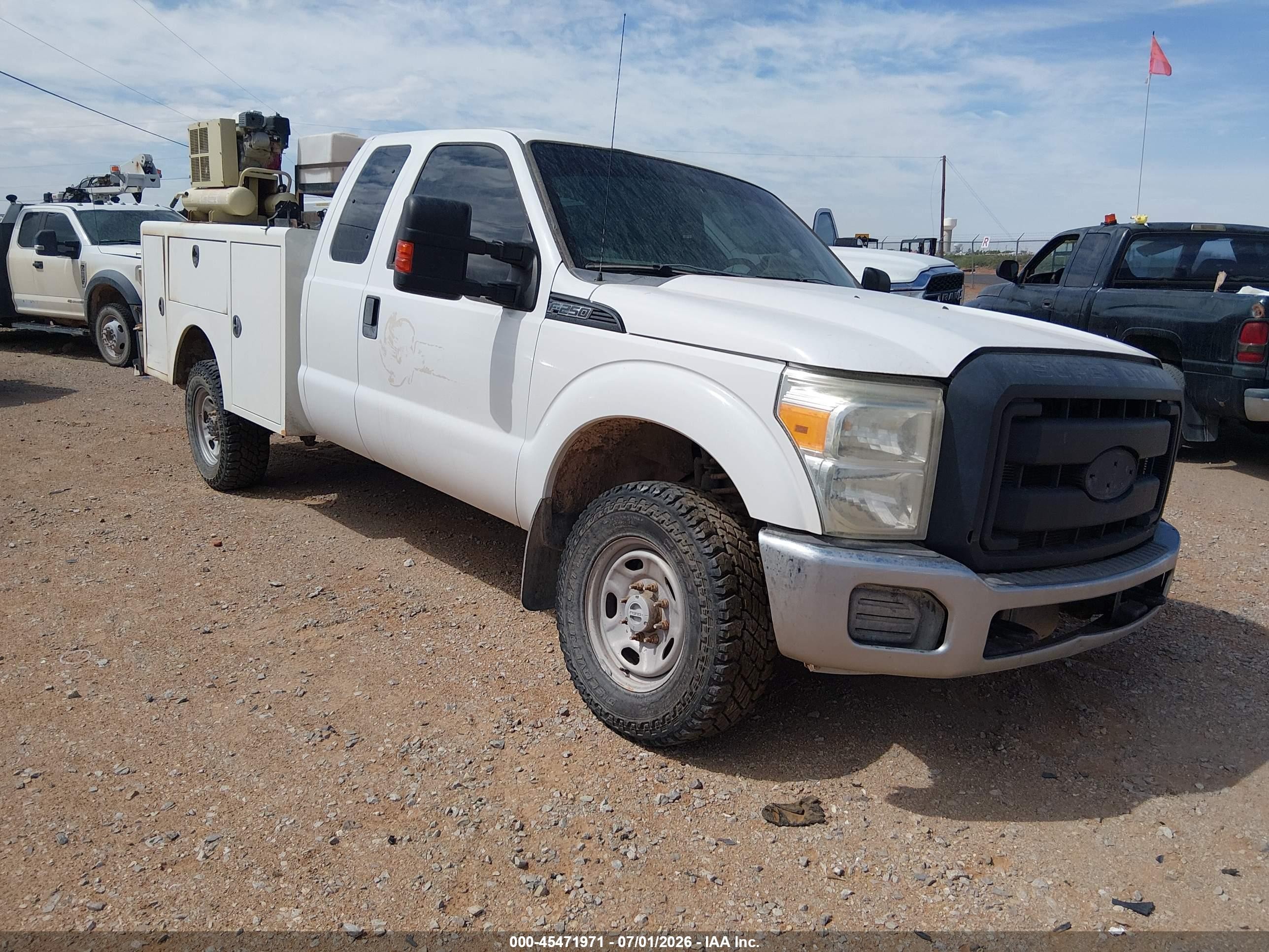 2014 Ford F-250 Lariat/xl/xlt White vin: 1FT7X2B65EEA68117