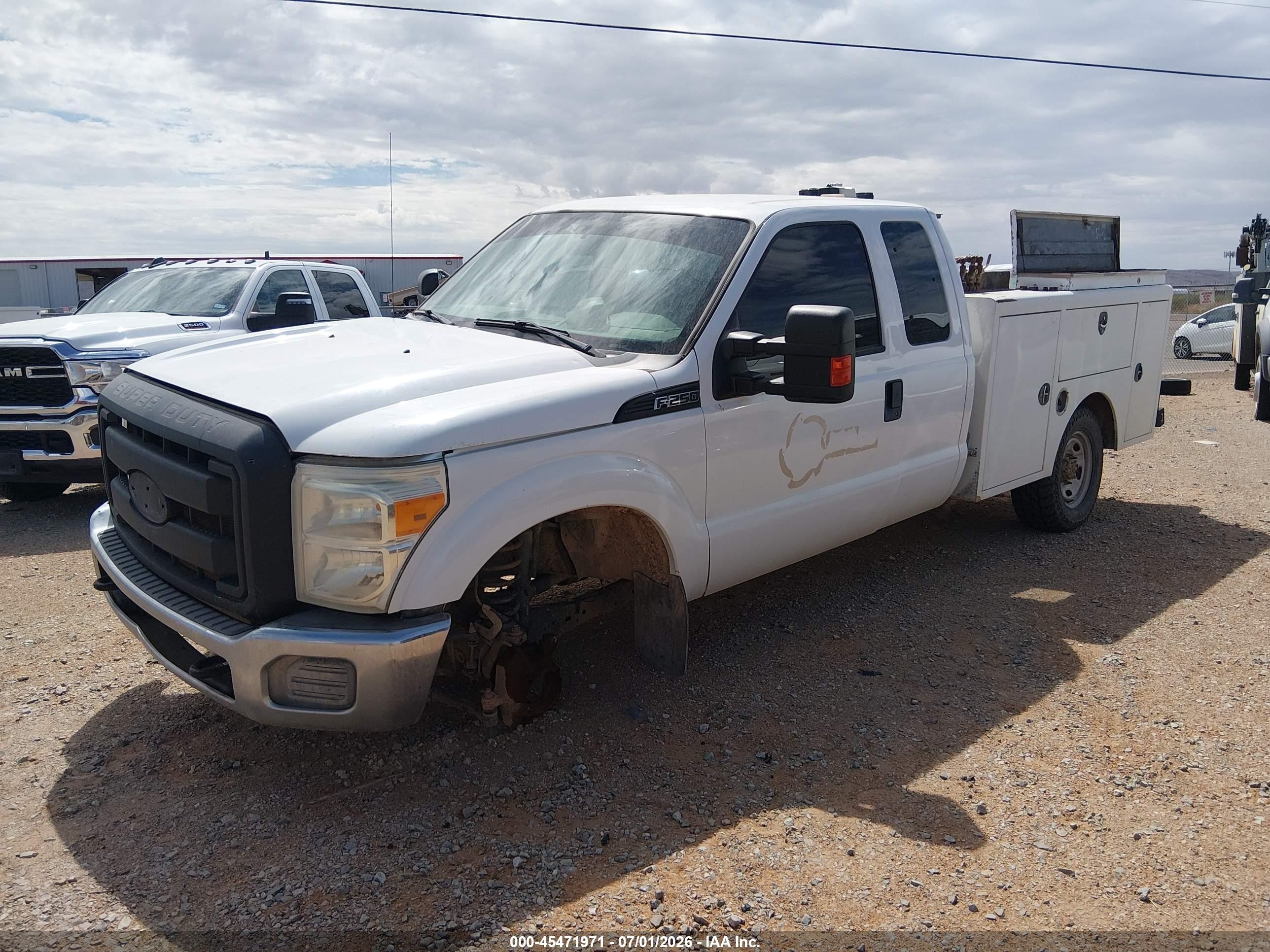 2014 Ford F-250 Lariat/xl/xlt White vin: 1FT7X2B65EEA68117