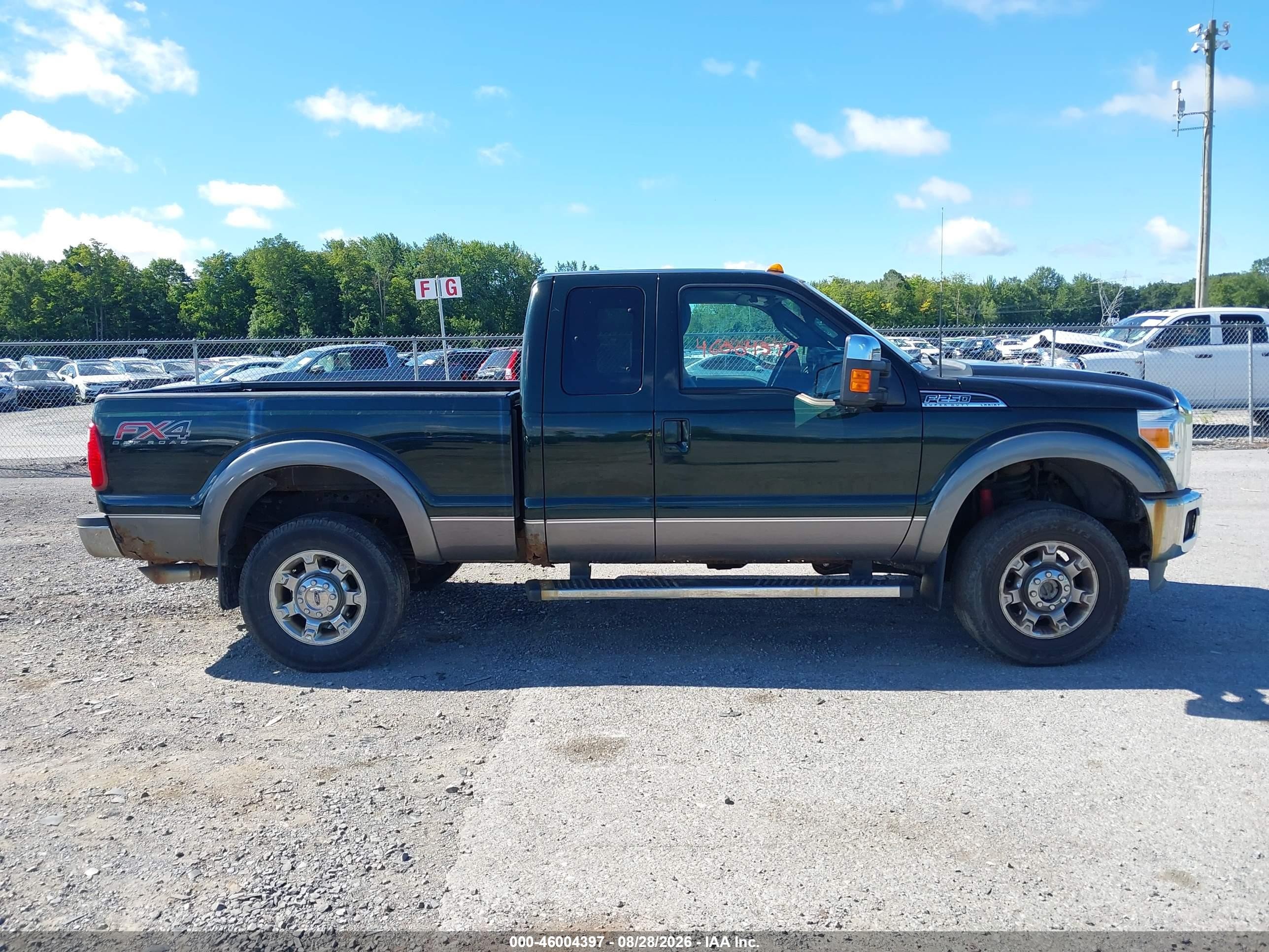 2014 Ford F-250 Lariat Зеленый vin: 1FT7X2B65EEB32737