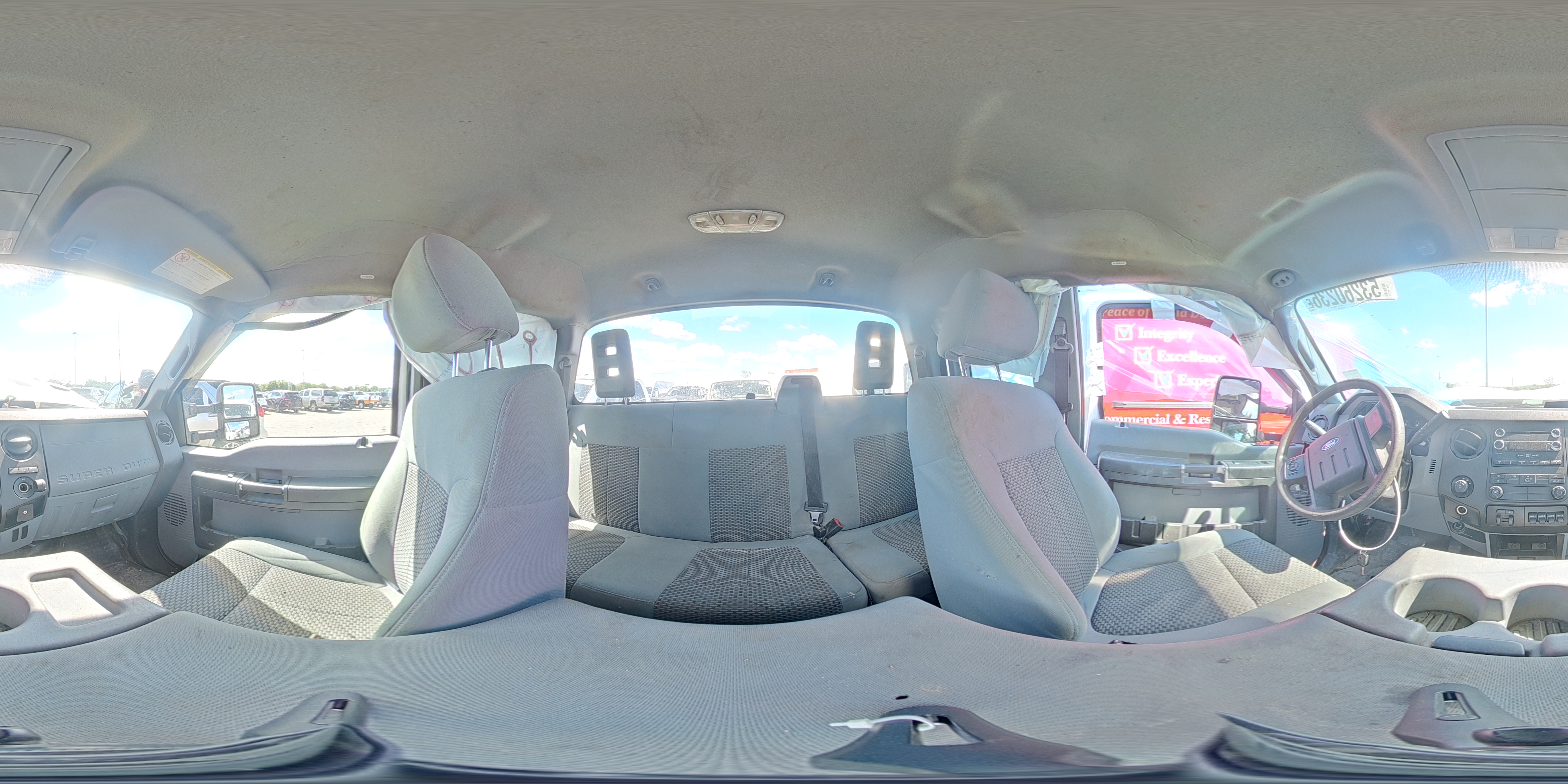 2015 Ford F250 Super Duty White vin: 1FT7X2B65FEA38794