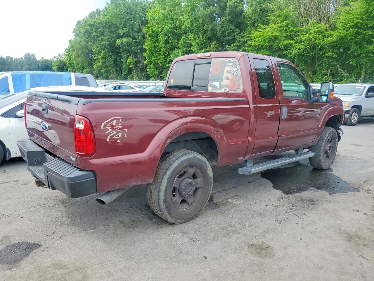 2011 Ford F250 Super Duty Maroon vin: 1FT7X2B66BEA03420