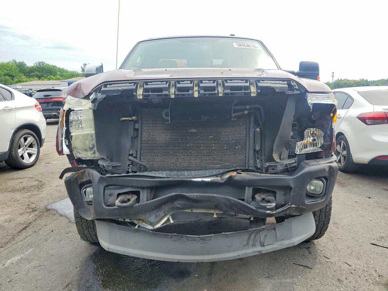 2011 Ford F250 Super Duty Maroon vin: 1FT7X2B66BEA03420