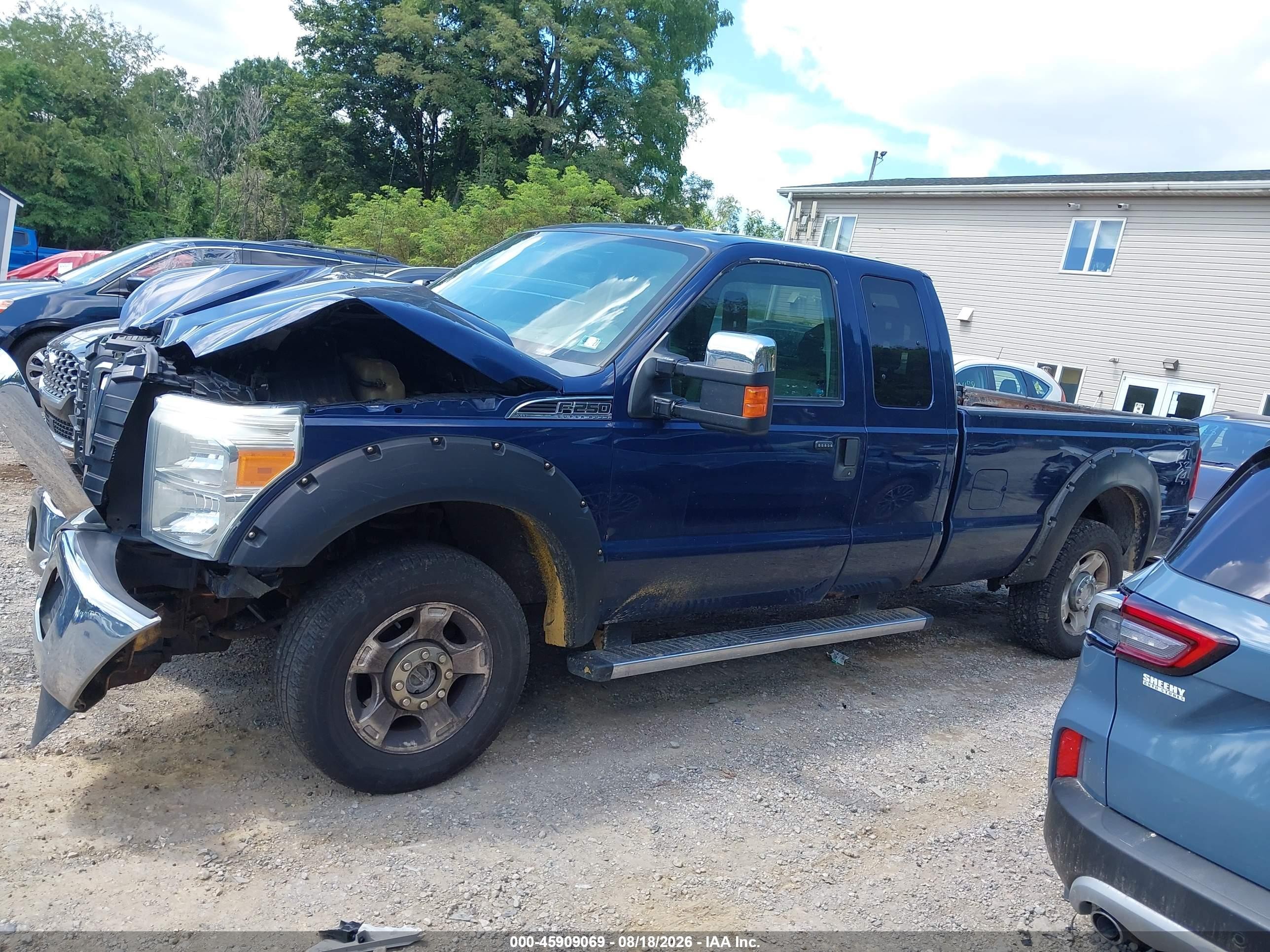 2011 Ford F-250 Xlt Blue vin: 1FT7X2B66BEC90032