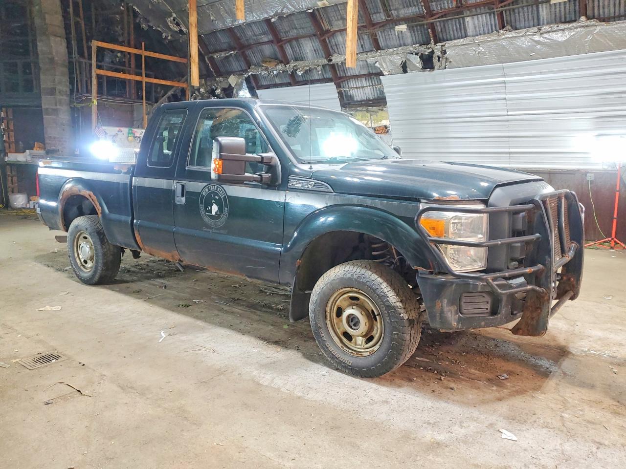 2015 Ford F250 Super Duty Зеленый vin: 1FT7X2B66FEB89482