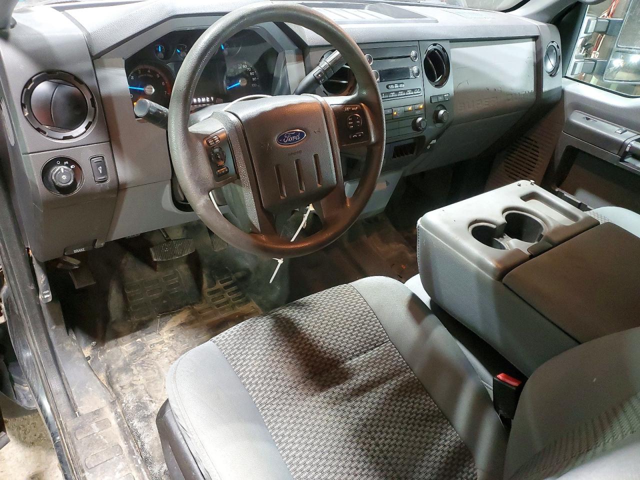 2015 Ford F250 Super Duty Зеленый vin: 1FT7X2B66FEB89482