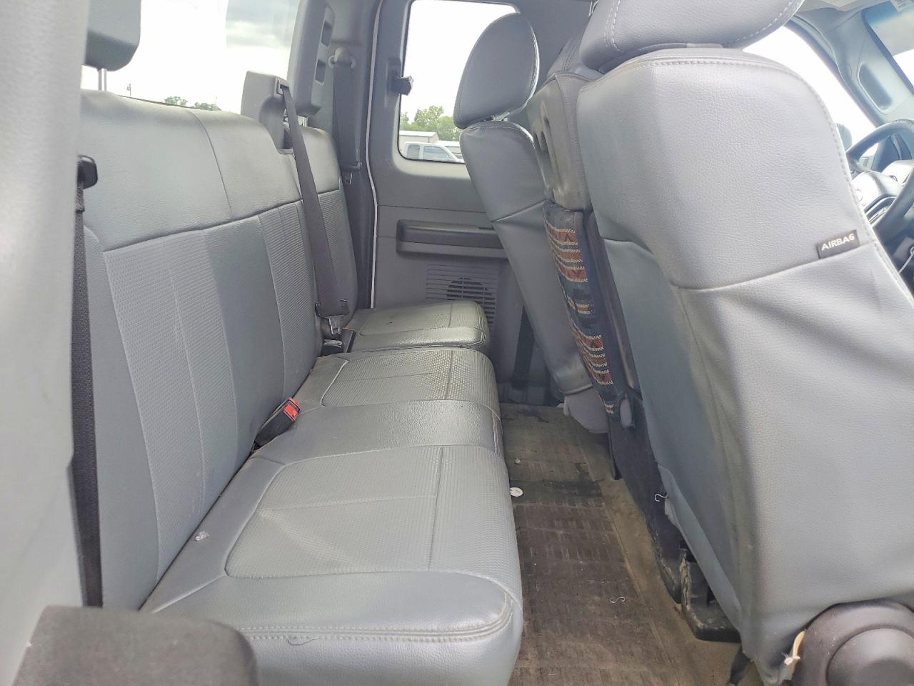 2015 Ford F250 Super Duty White vin: 1FT7X2B66FEC90294