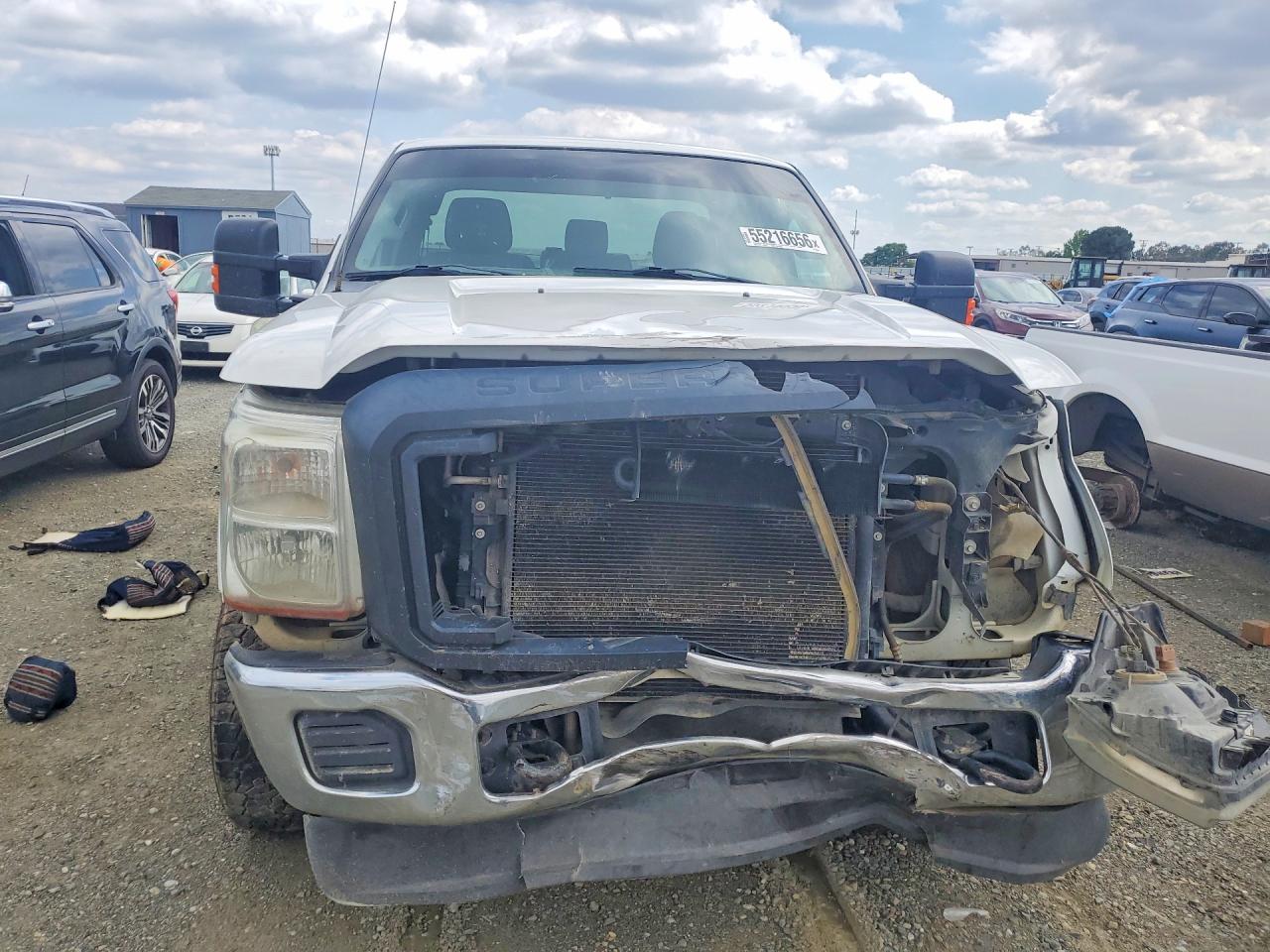 2015 Ford F250 Super Duty White vin: 1FT7X2B66FEC90294