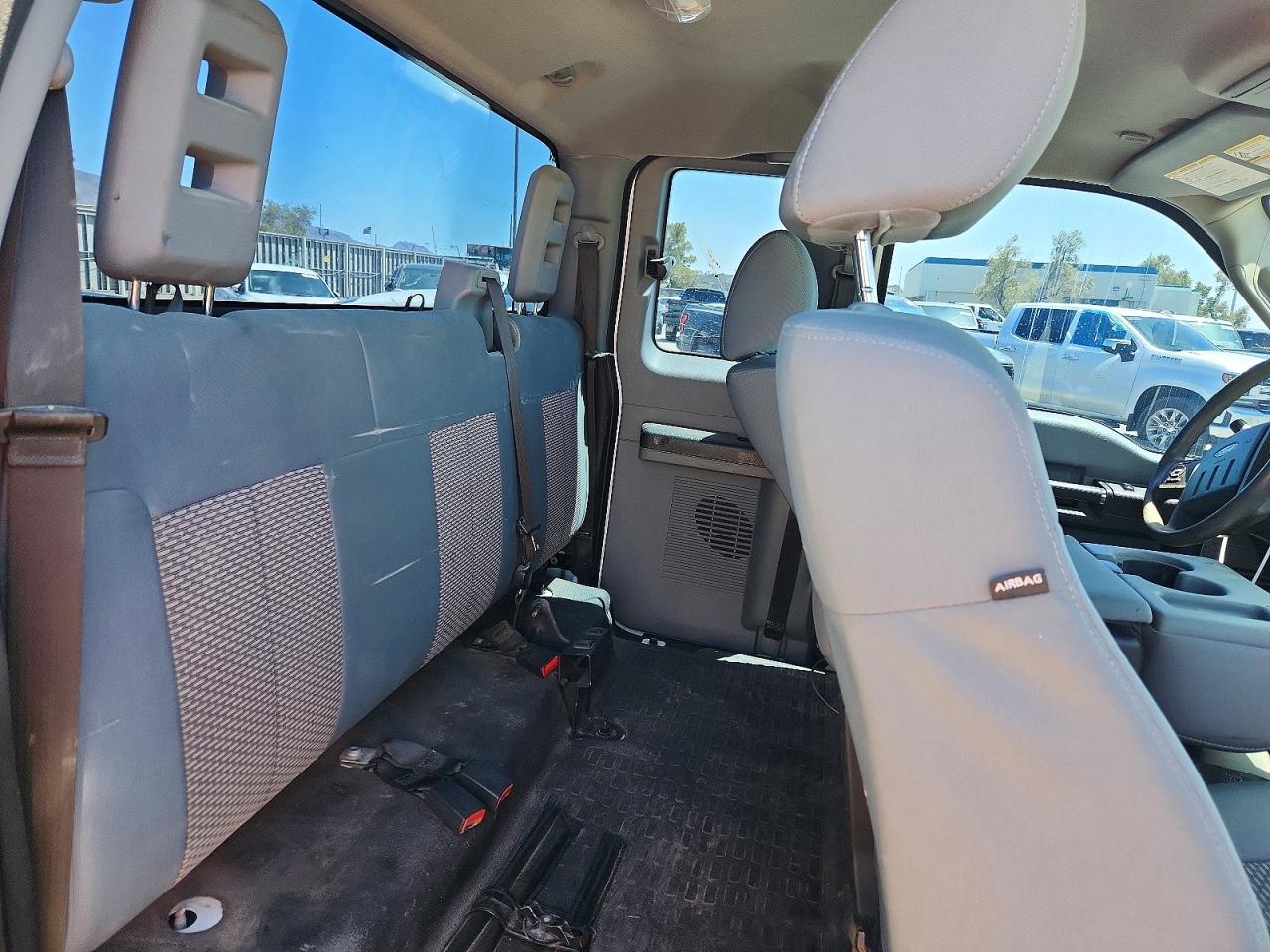 2015 Ford F250 Super Duty White vin: 1FT7X2B66FEC91168