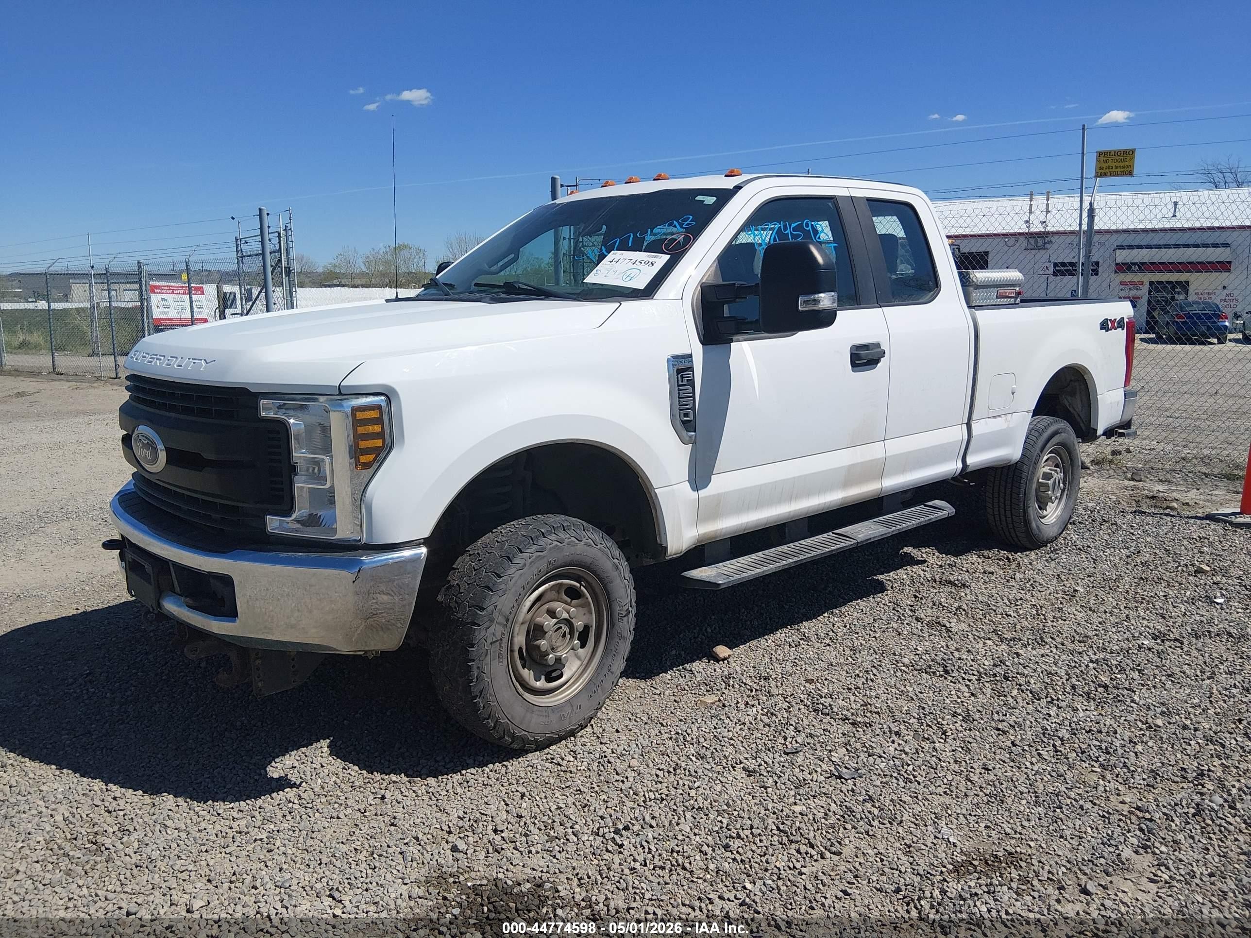 2018 Ford F-250 Xl White vin: 1FT7X2B66JEC51696