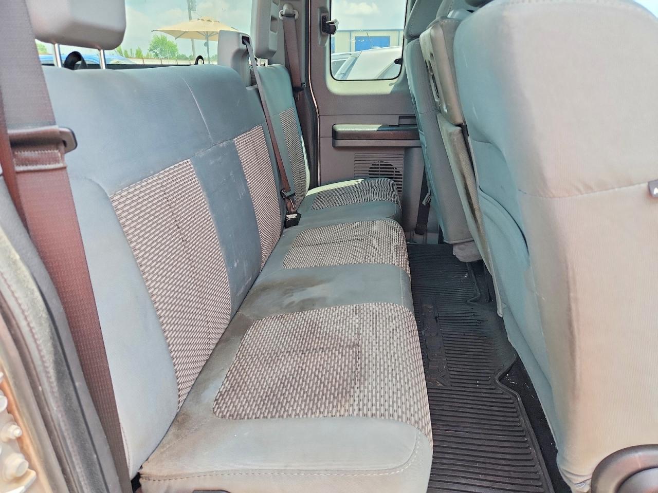 2011 Ford F250 Super Duty Silver vin: 1FT7X2B67BED02821