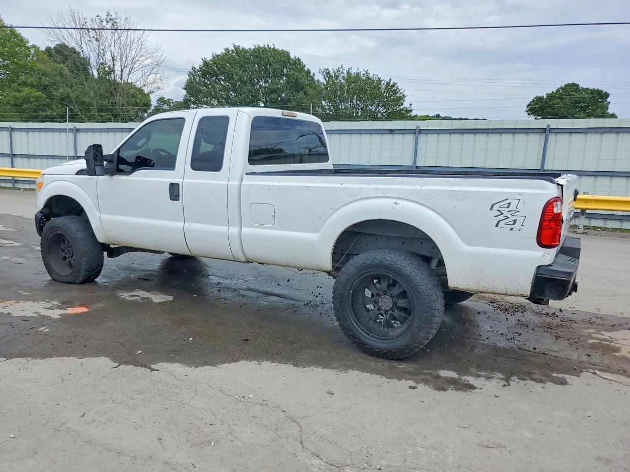 2013 Ford F250 Super Duty Белый vin: 1FT7X2B67DEA44447