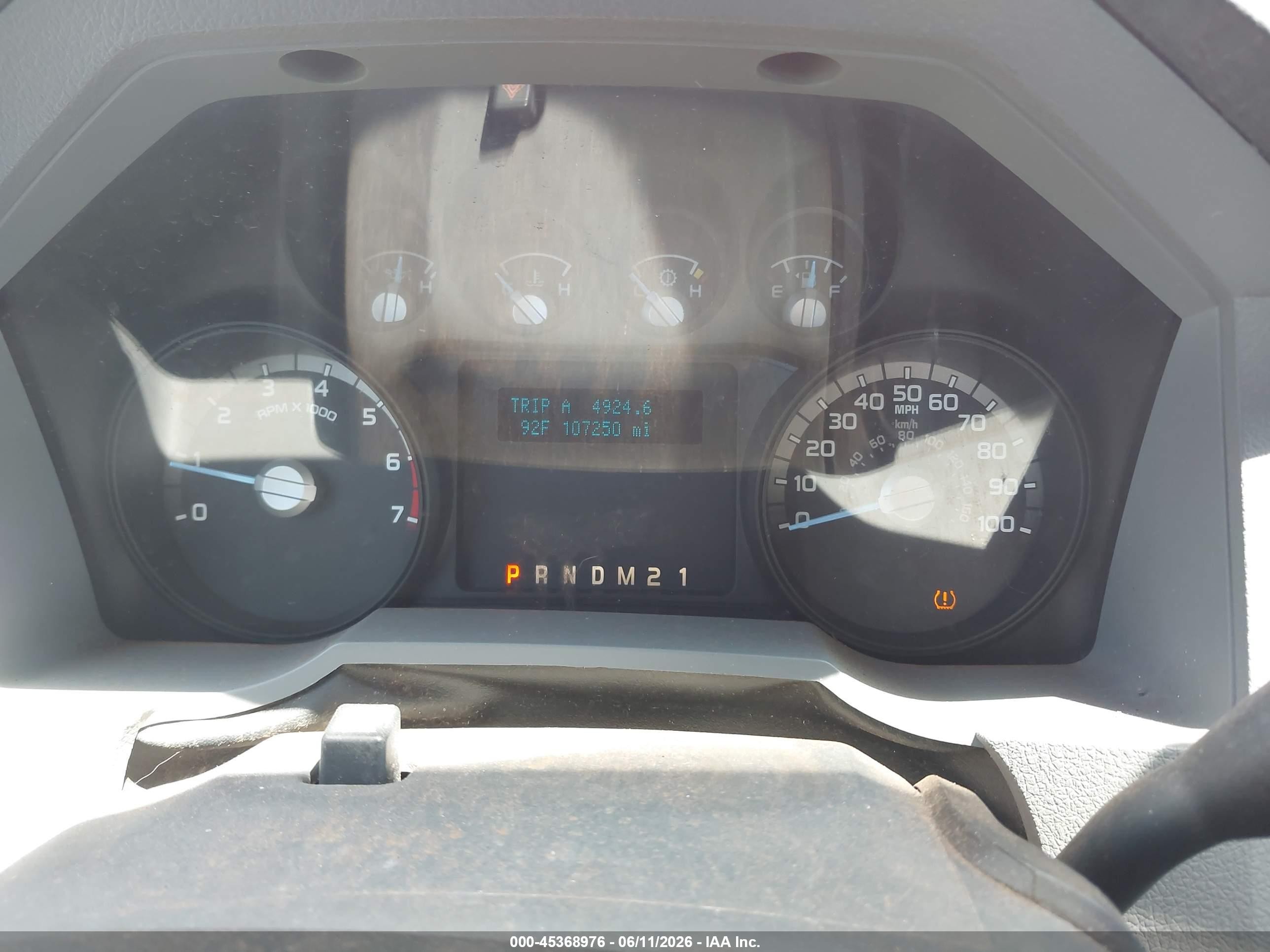 2014 Ford F-250 Xl Красный vin: 1FT7X2B67EEA80706