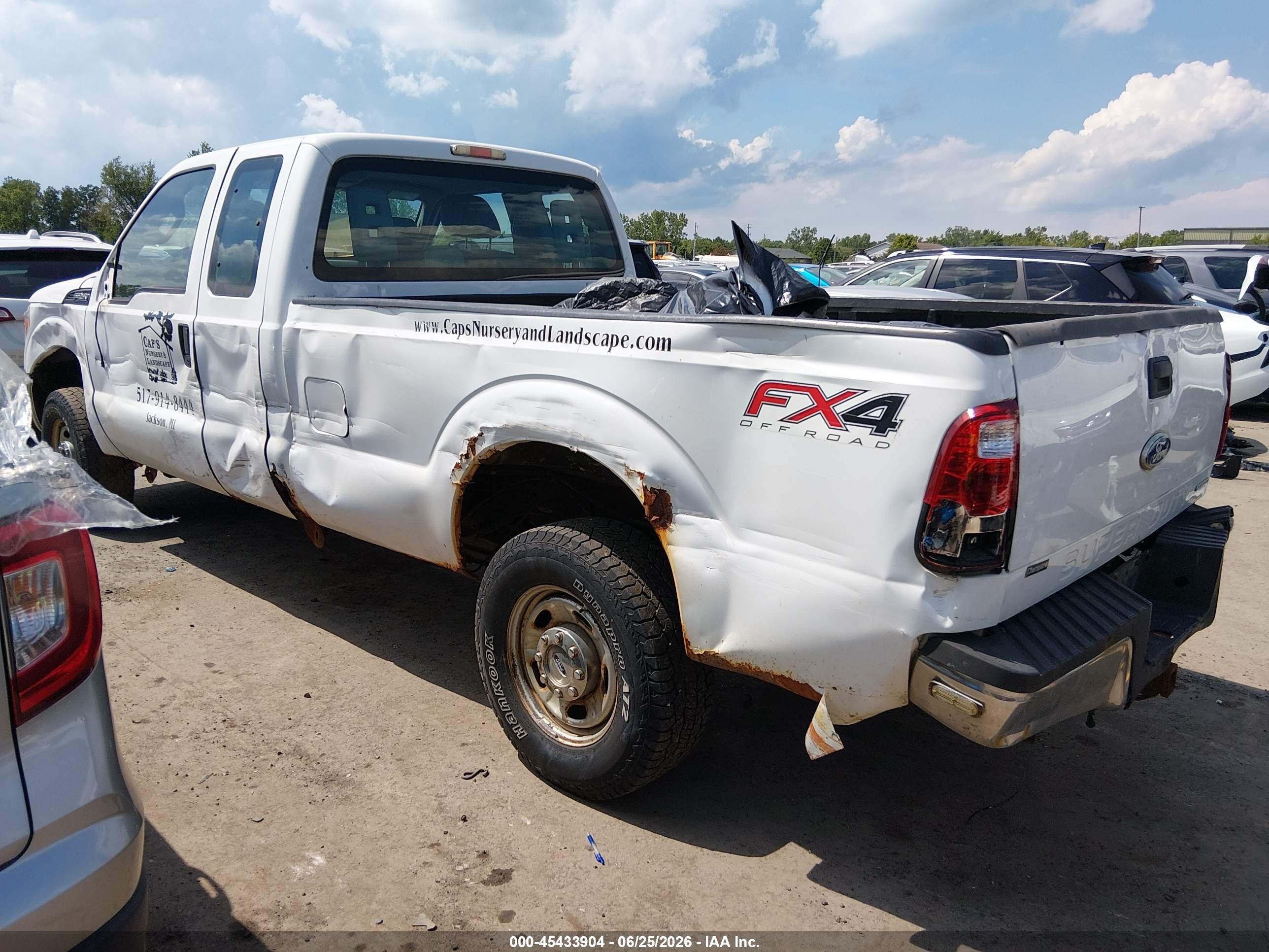 2012 Ford Super Duty F-250 Srw Lariat/xl/xlt White vin: 1FT7X2B68CEA58758
