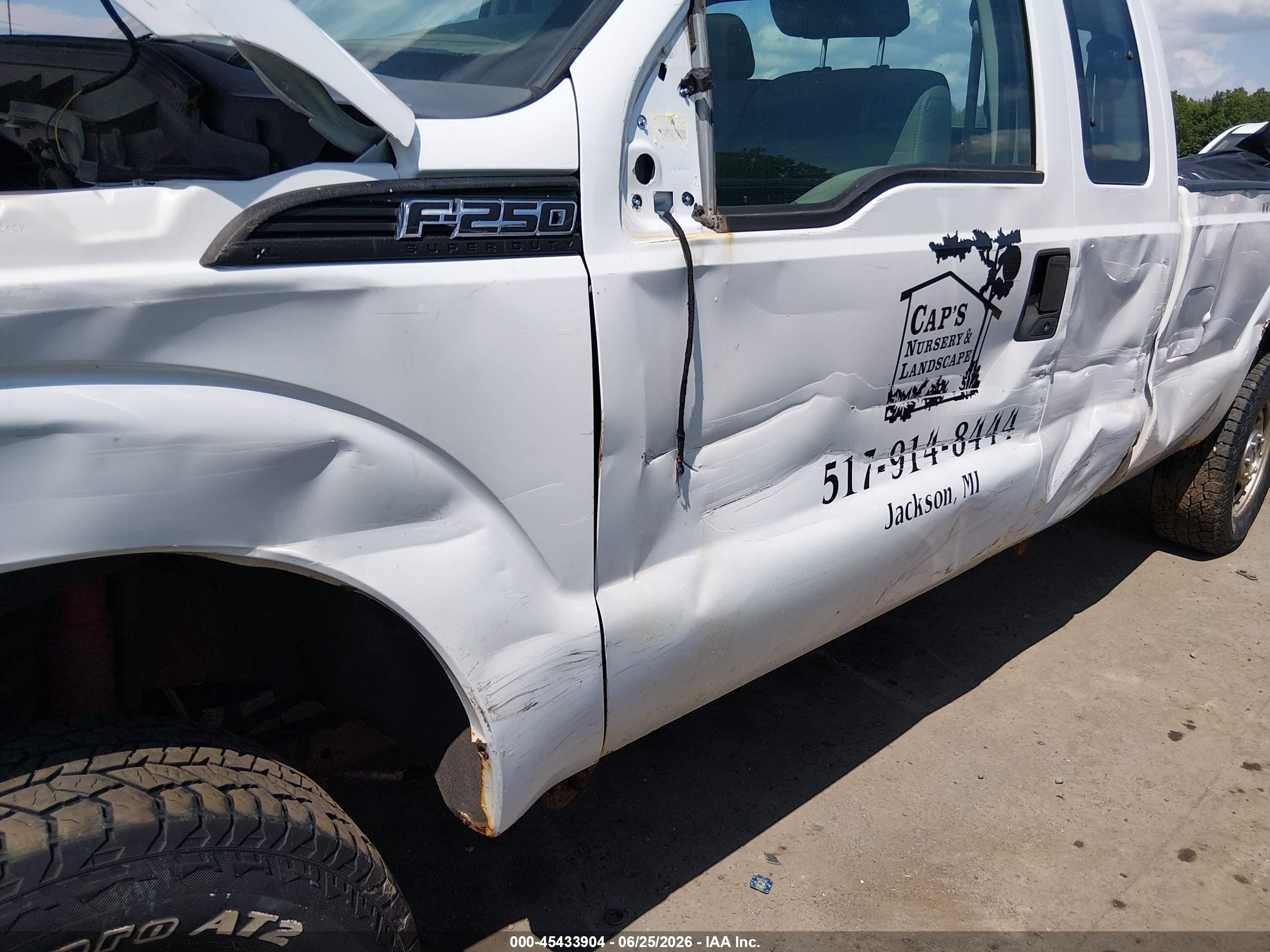 2012 Ford Super Duty F-250 Srw Lariat/xl/xlt White vin: 1FT7X2B68CEA58758