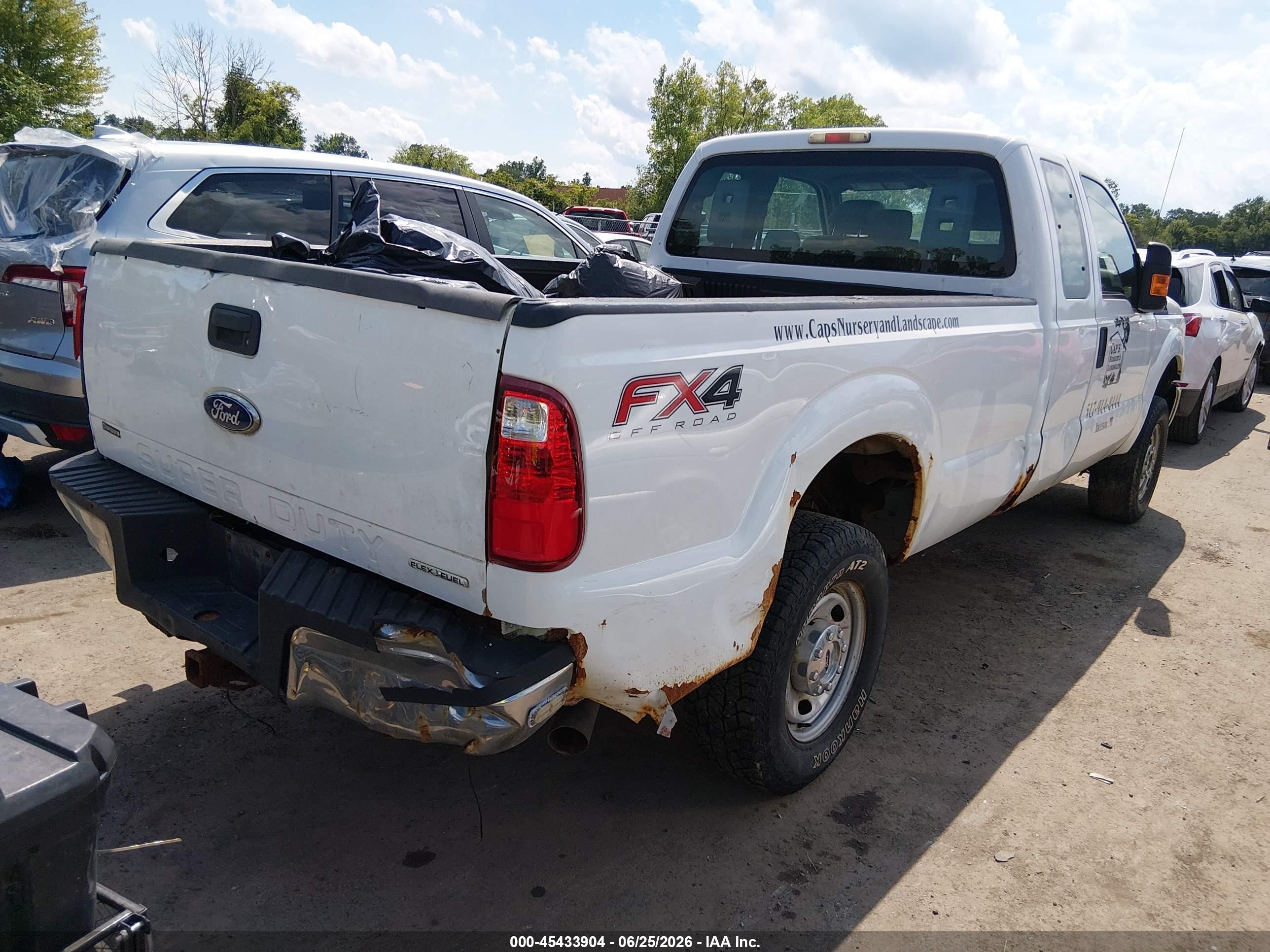 2012 Ford Super Duty F-250 Srw Lariat/xl/xlt White vin: 1FT7X2B68CEA58758