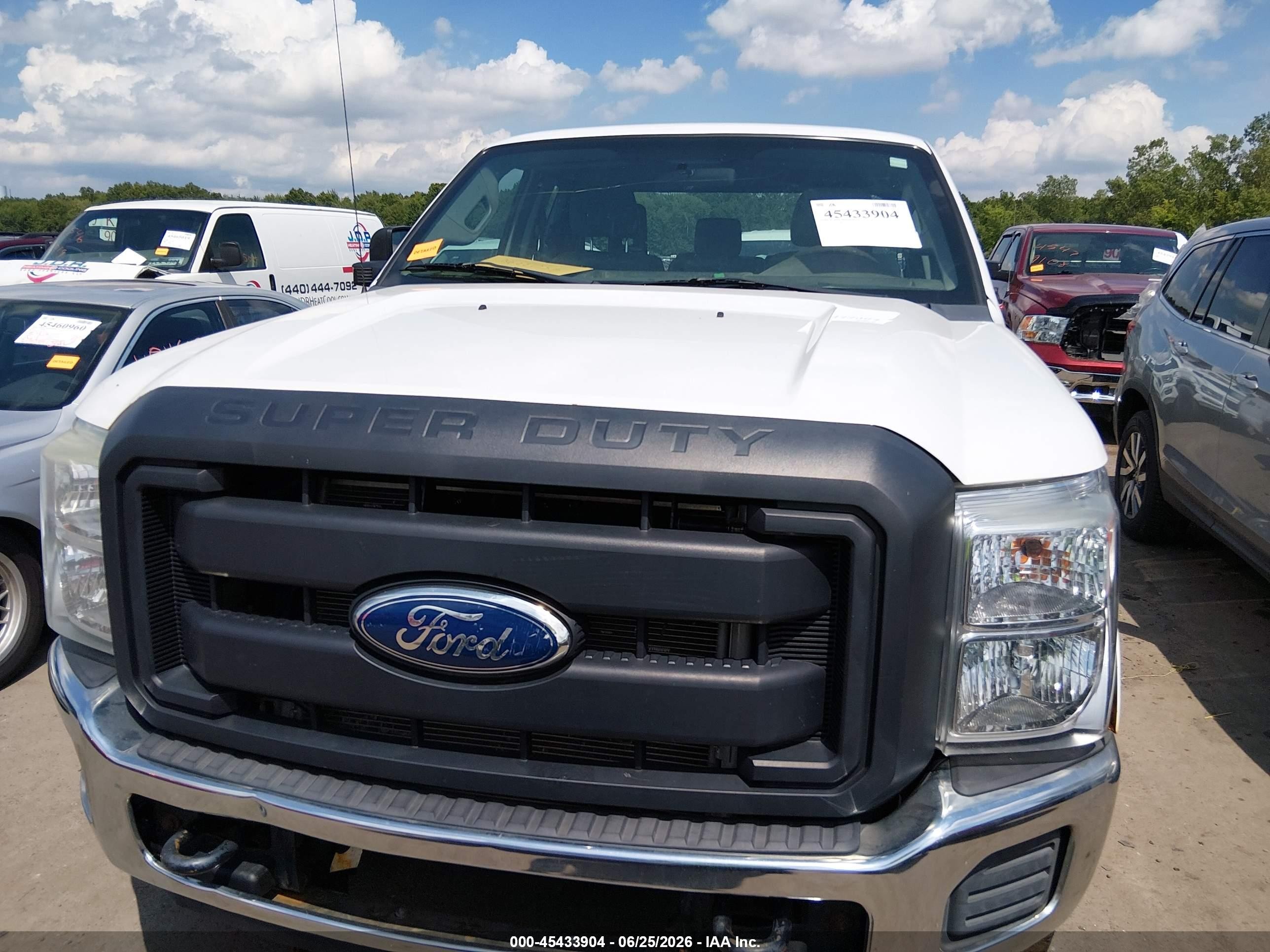 2012 Ford Super Duty F-250 Srw Lariat/xl/xlt White vin: 1FT7X2B68CEA58758