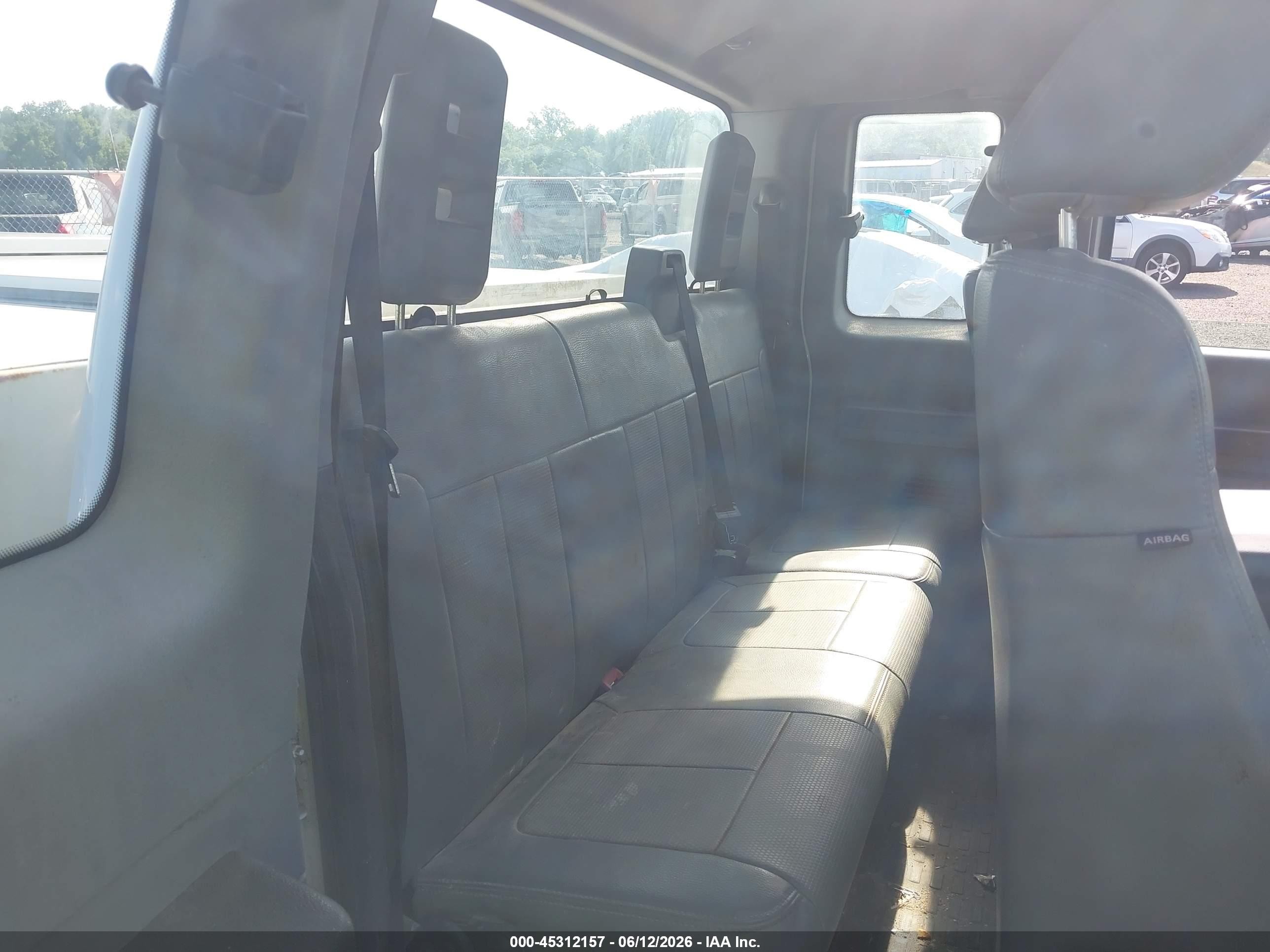 2012 Ford F-250 Xl White vin: 1FT7X2B68CEC17147