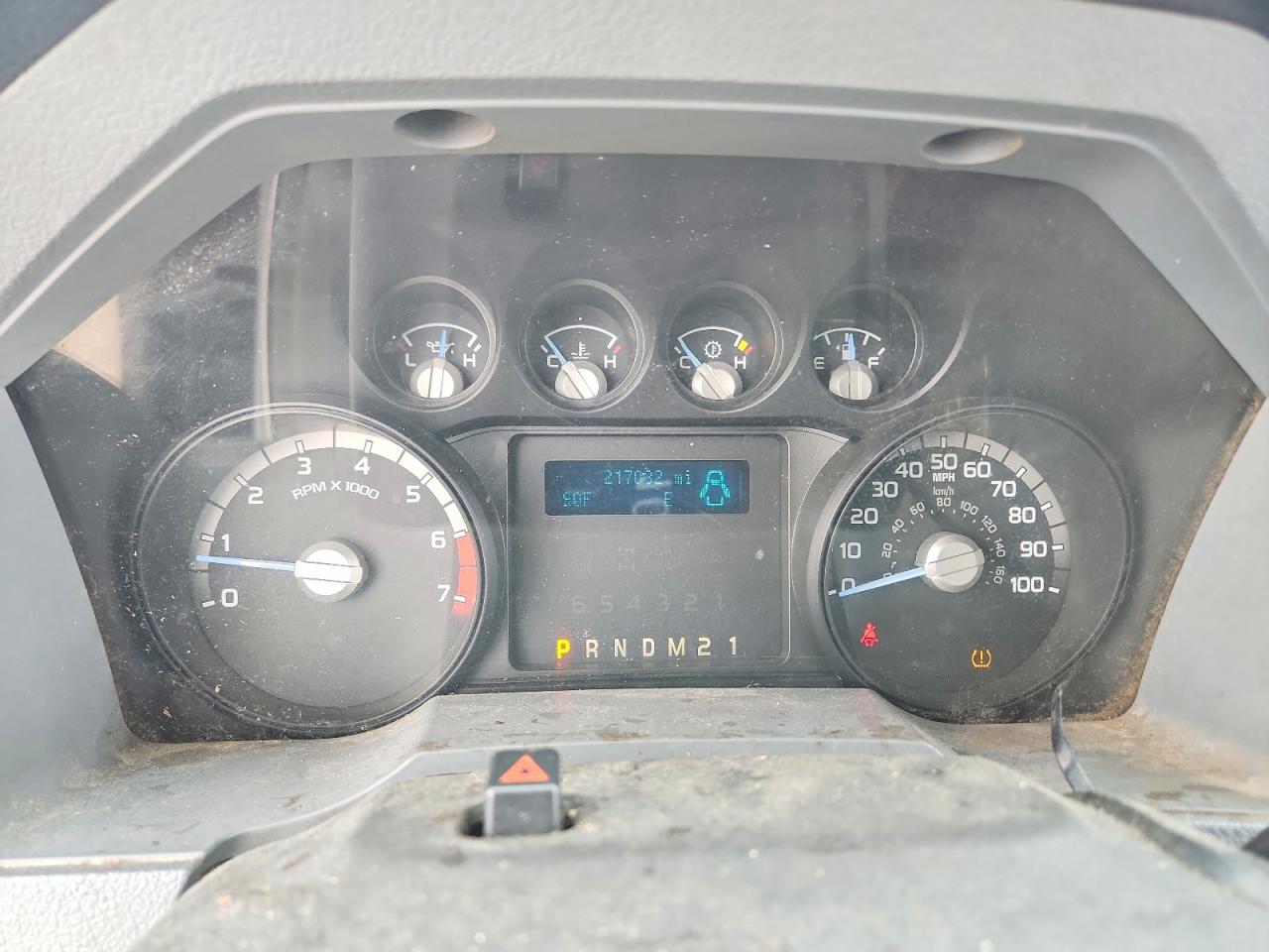 2015 Ford F250 Super Duty White vin: 1FT7X2B68FEA62085