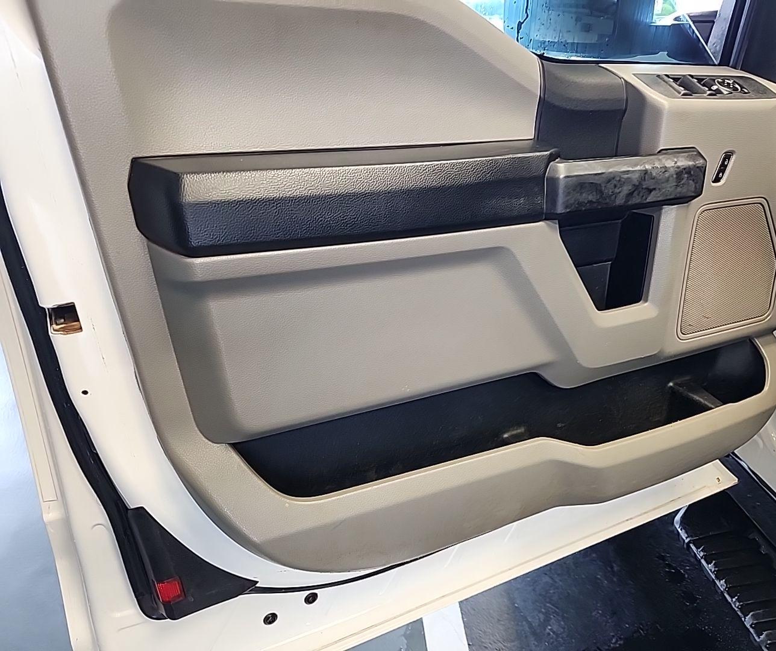 2017 Ford F-250 Xl vin: 1FT7X2B68HED79884