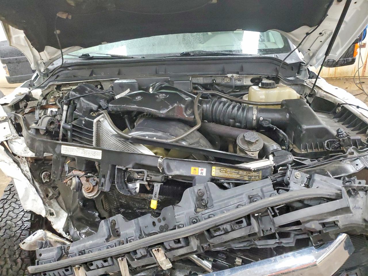 2011 Ford F250 Super Duty Белый vin: 1FT7X2B6XBEA27607