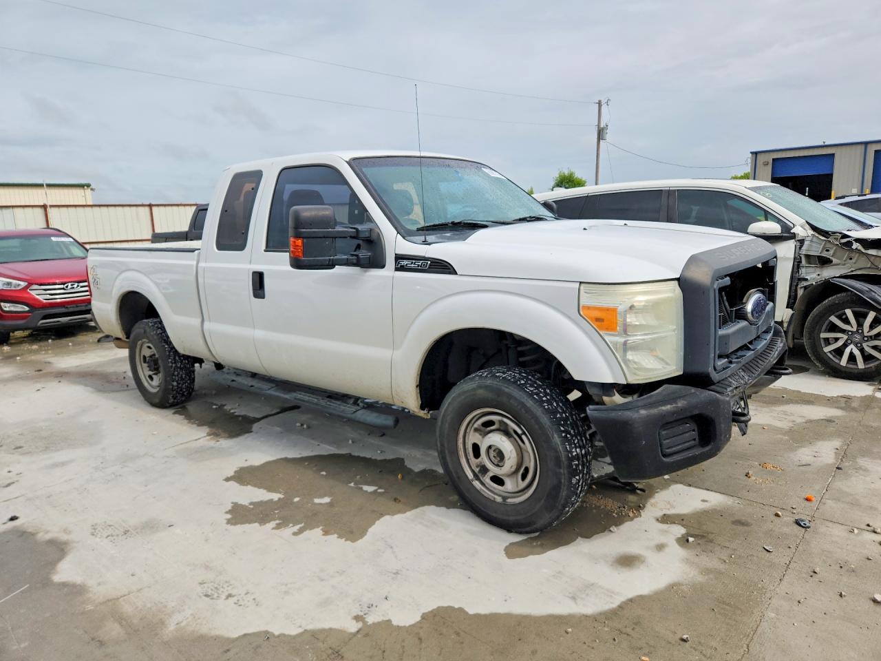 2012 Ford F250 Super Duty White vin: 1FT7X2B6XCEB89755