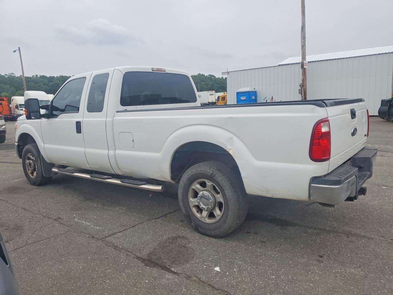 2014 Ford F250 Super Duty White vin: 1FT7X2B6XEEA34464