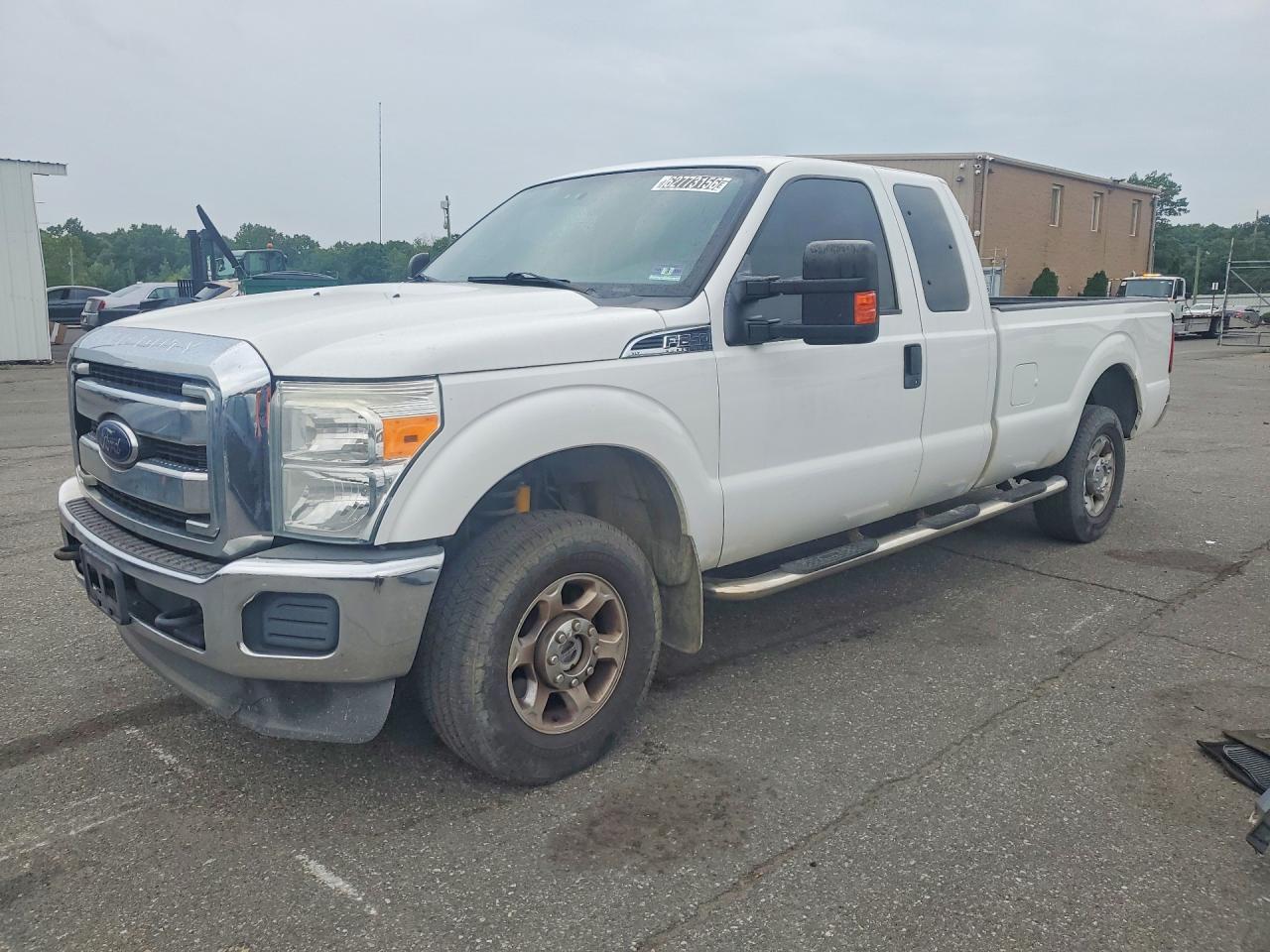 2014 Ford F250 Super Duty White vin: 1FT7X2B6XEEA34464
