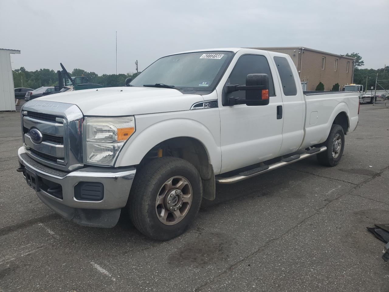 2014 Ford F250 Super Duty White vin: 1FT7X2B6XEEA34464 Damage: Left Front Door, Chipped, 2