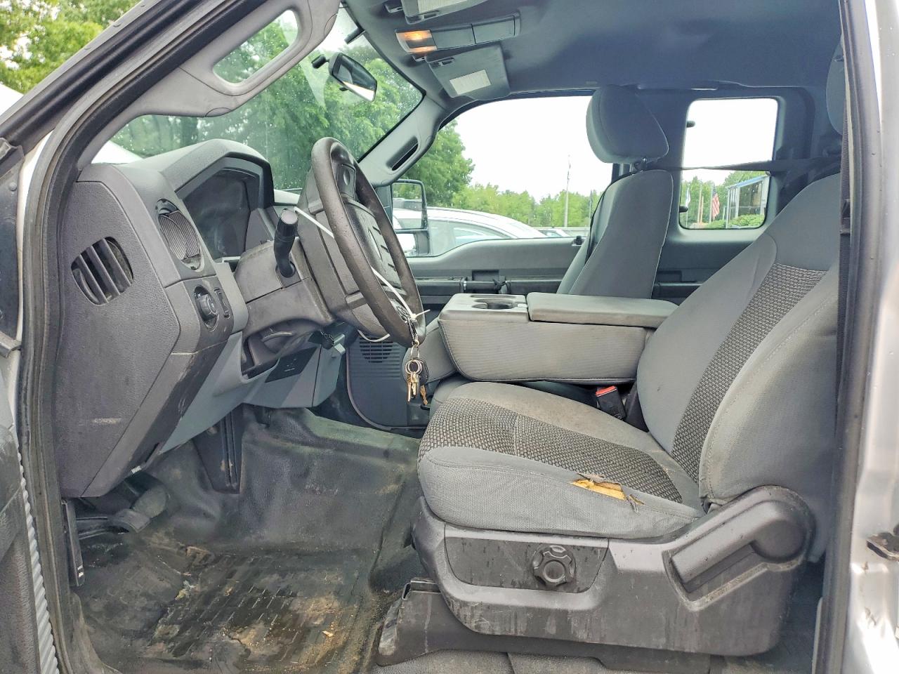 2015 Ford F250 Super Duty White vin: 1FT7X2B6XFEA30285