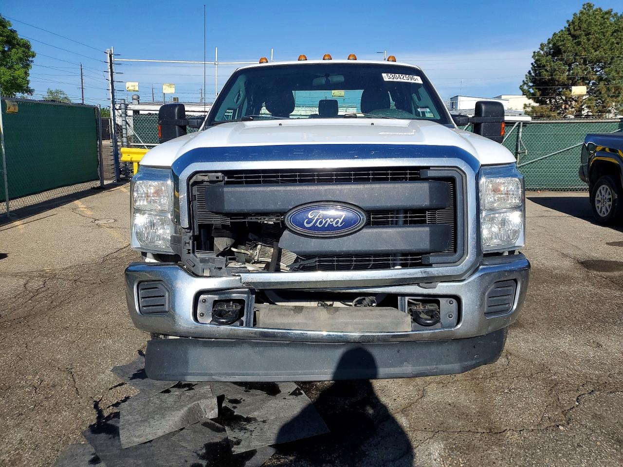 2015 Ford F250 Super Duty White vin: 1FT7X2B6XFEB31018