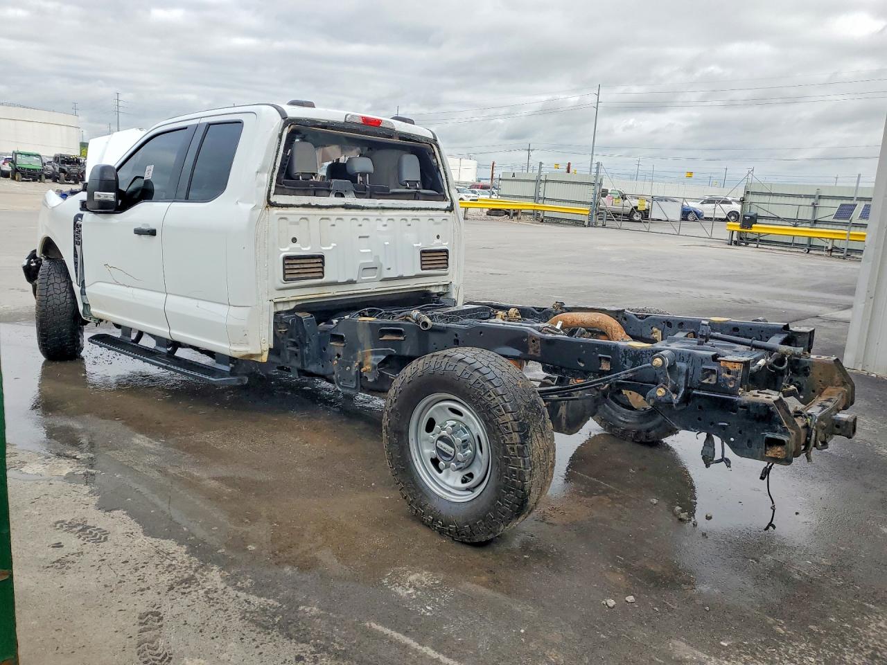 2023 Ford F250 Super Duty White vin: 1FT7X2BA4PEC62449