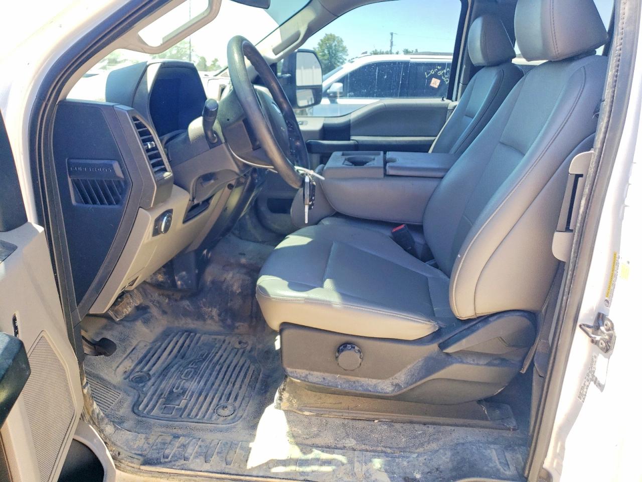 2022 Ford F250 Super Duty White vin: 1FT7X2BN2NED78989