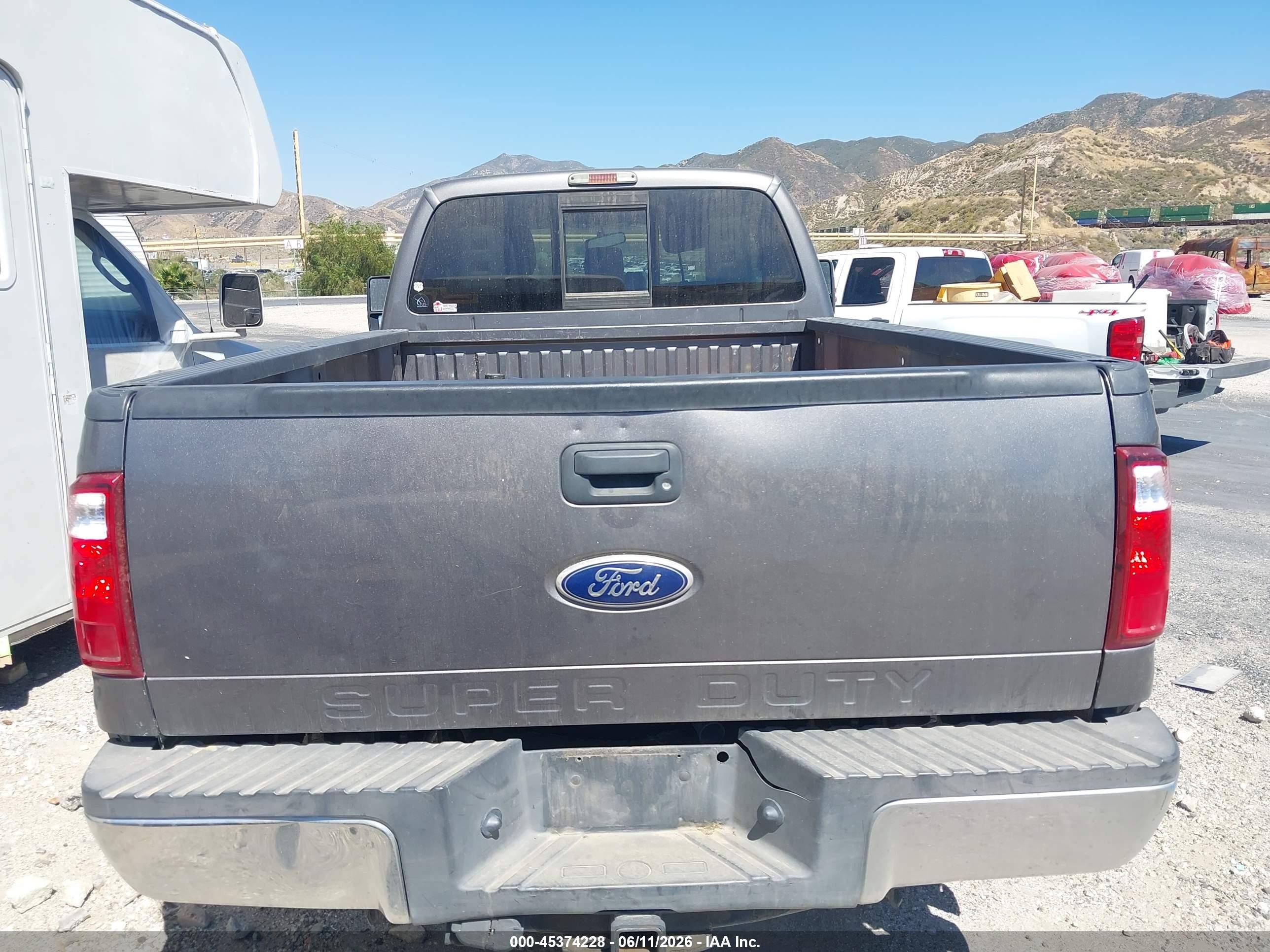2012 Ford Super Duty F-250 Srw Xlt Серый vin: 1FT7X2BT0CEB50274