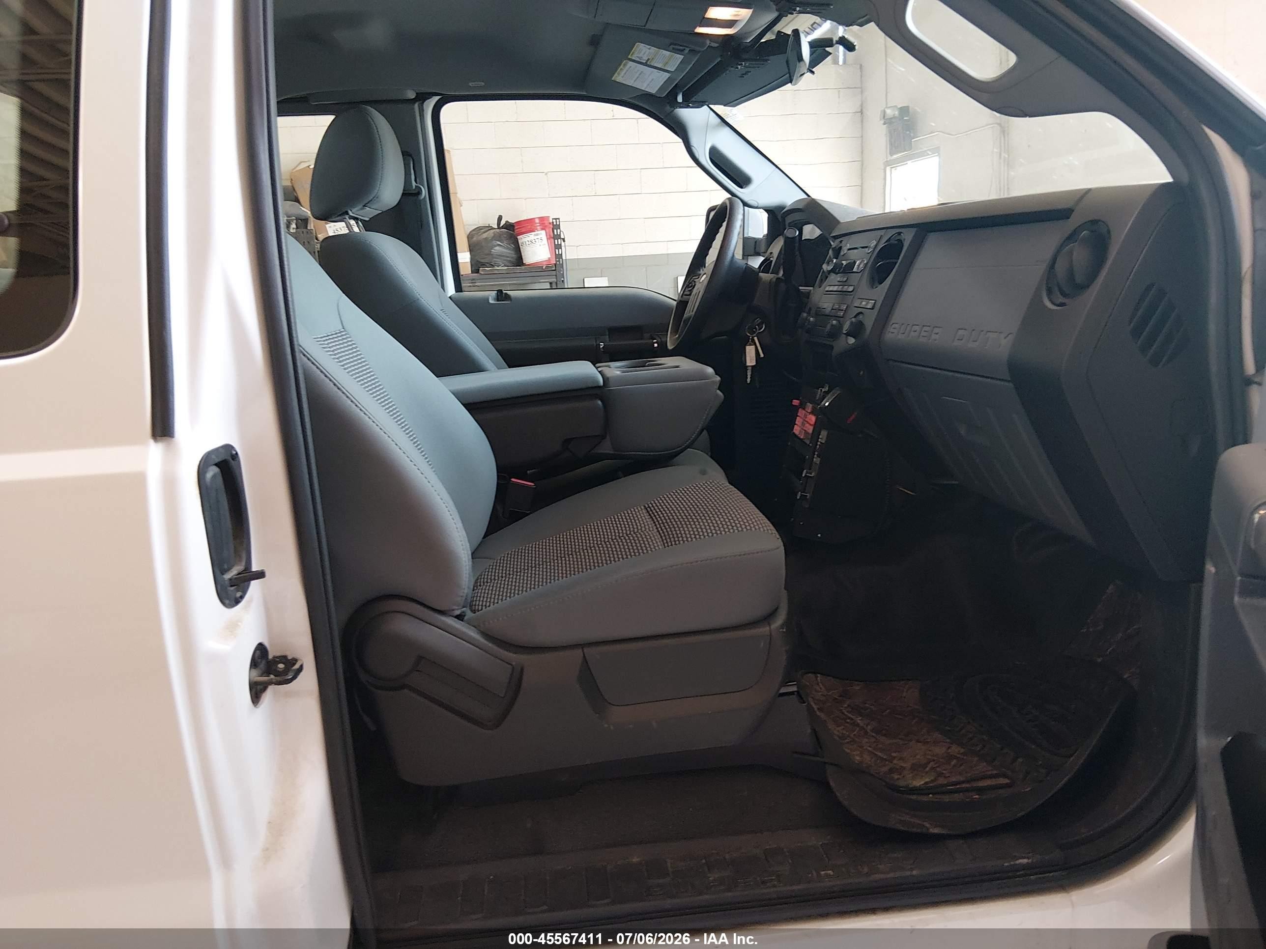 2012 Ford Super Duty F-250 Srw Lariat/xl/xlt White vin: 1FT7X2BT0CEC58166