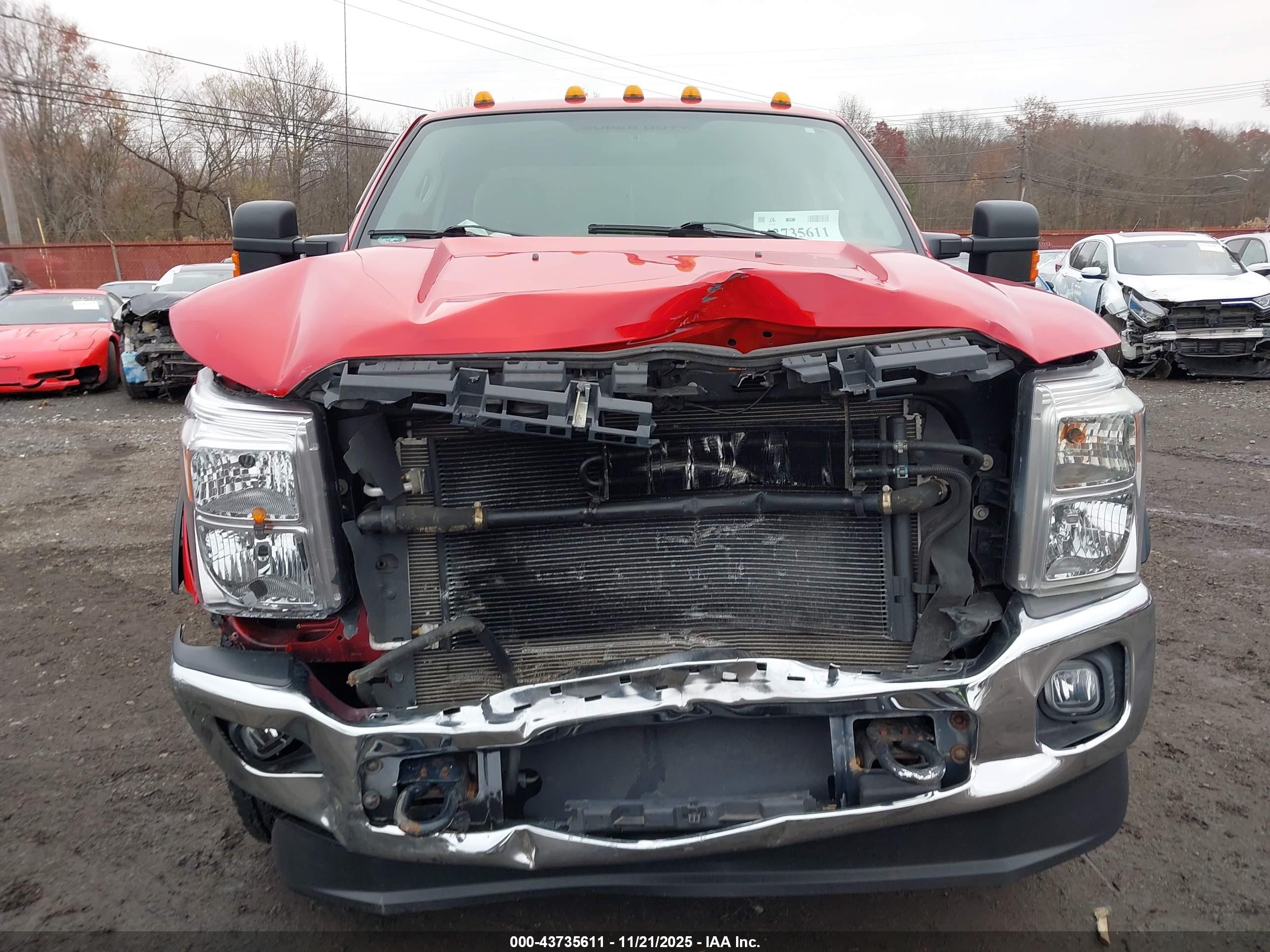 2013 Ford F-250 Xlt Red vin: 1FT7X2BT0DEB06910