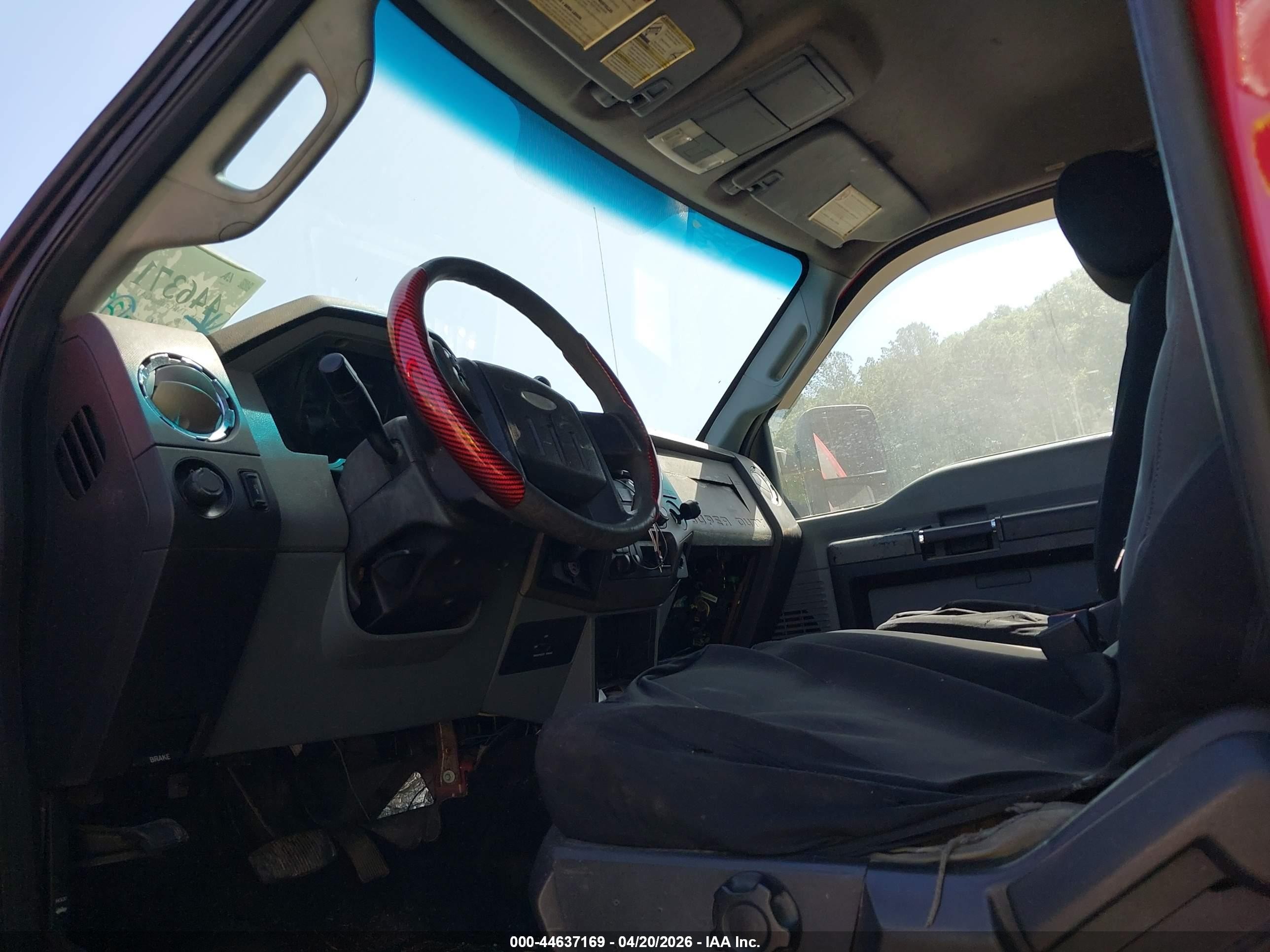 2012 Ford F-250 Xlt Red vin: 1FT7X2BT2CEA37281