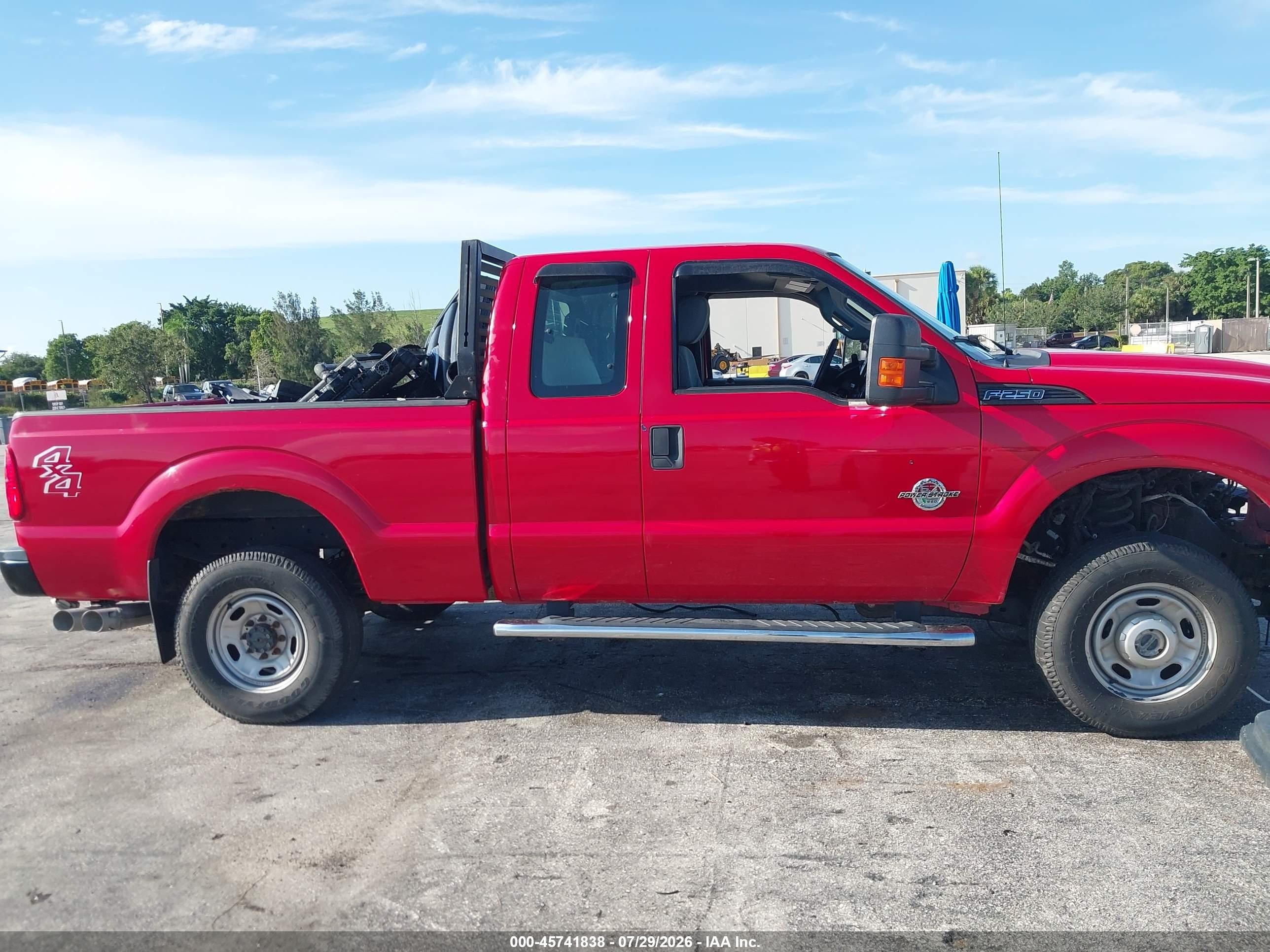 2015 Ford F-250 Xl Red vin: 1FT7X2BT4FEB81807