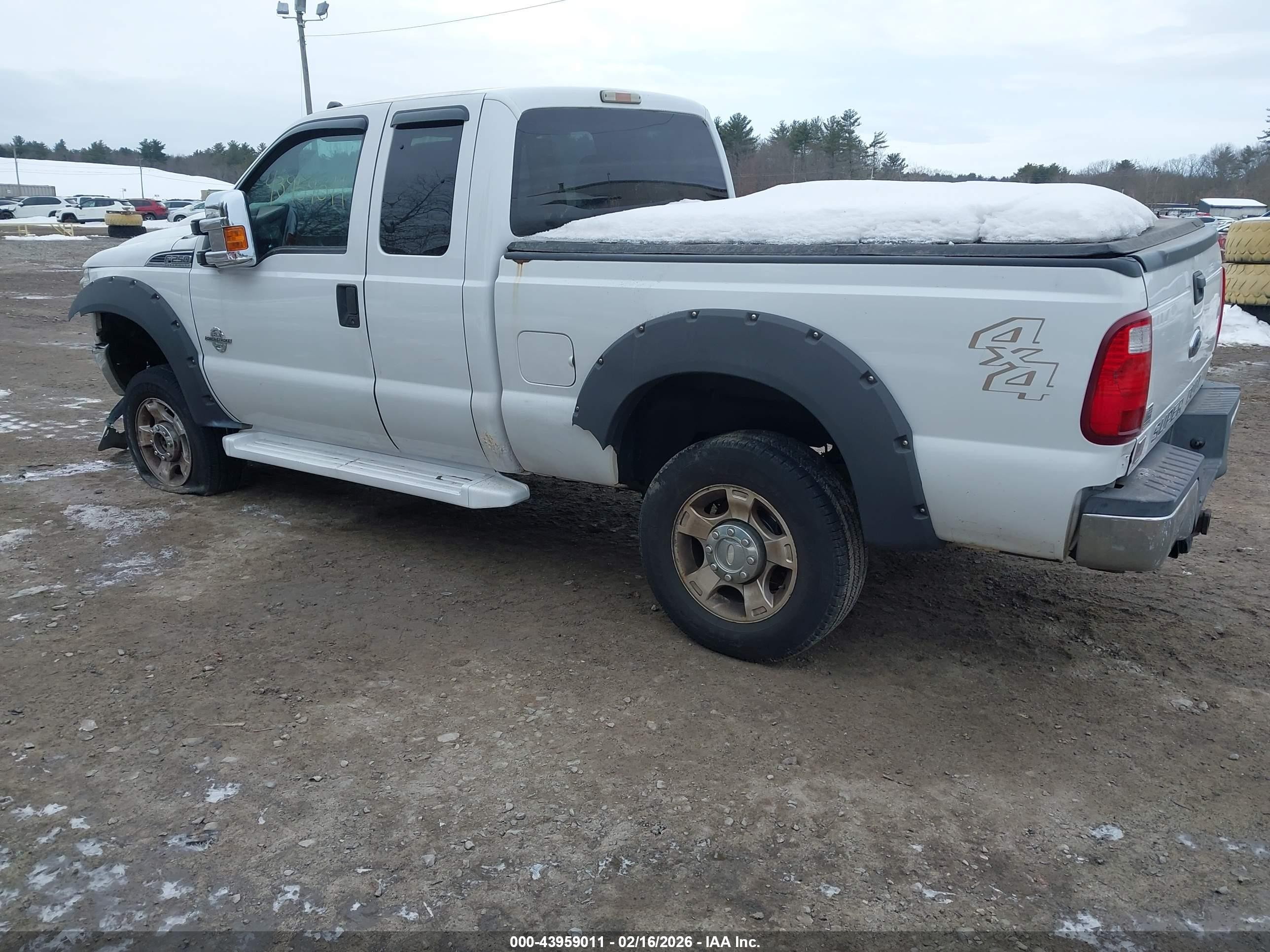 2013 Ford F-250 Xlt White vin: 1FT7X2BT6DEA11235