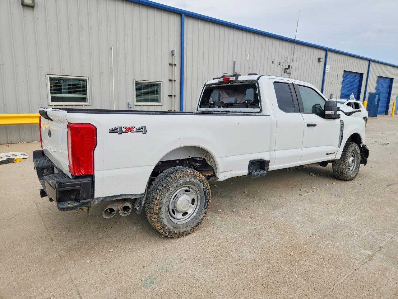 2024 Ford F250 Super Duty White vin: 1FT7X2BT6REC44393