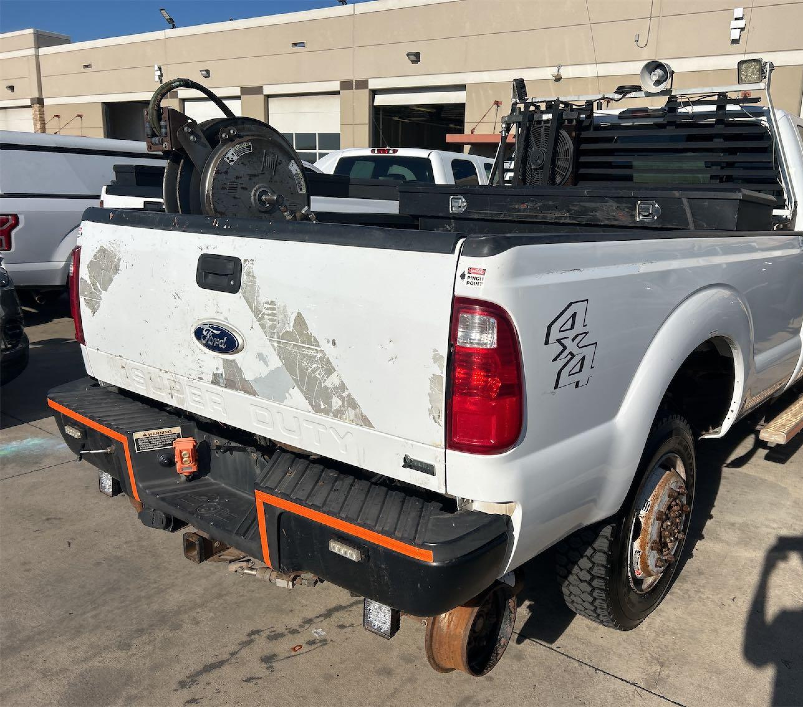 2011 Ford F-350 Xl vin: 1FT7X3B67BED10858