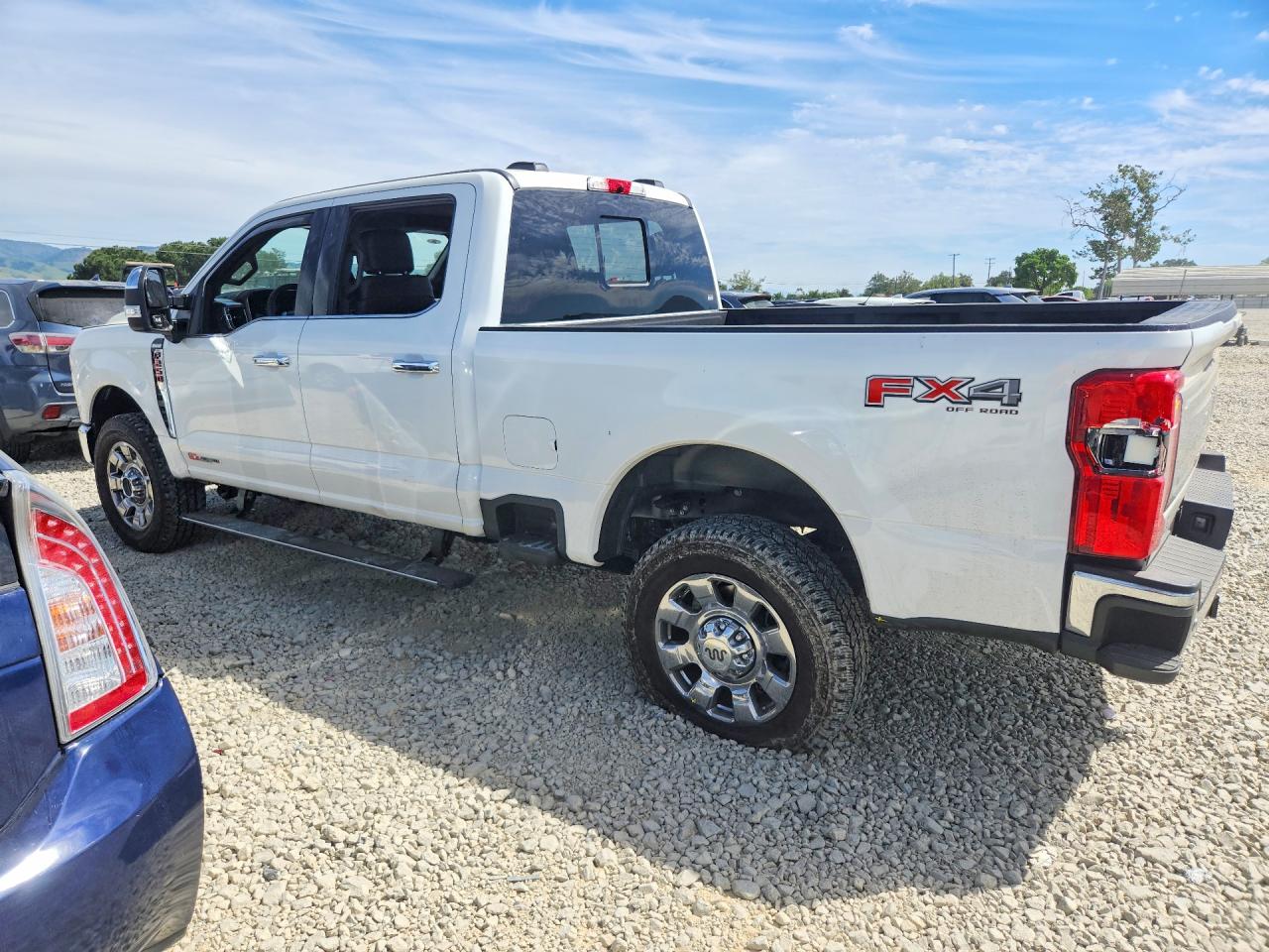 2025 Ford F-250 Super Duty White vin: 1FT8W2BM3SEC79303
