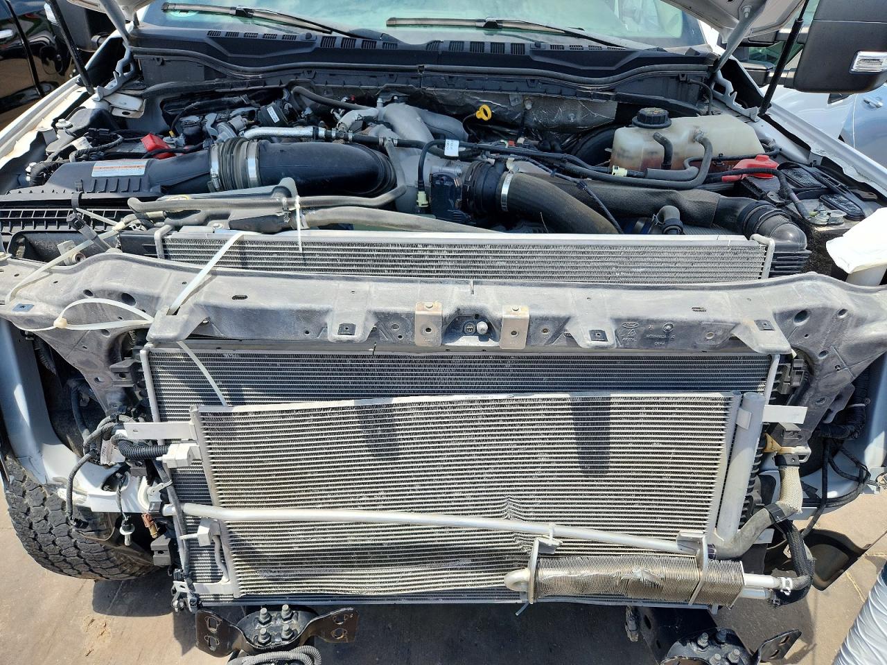 2022 Ford F250 Super Duty Белый vin: 1FT8W2BT0NEC37540