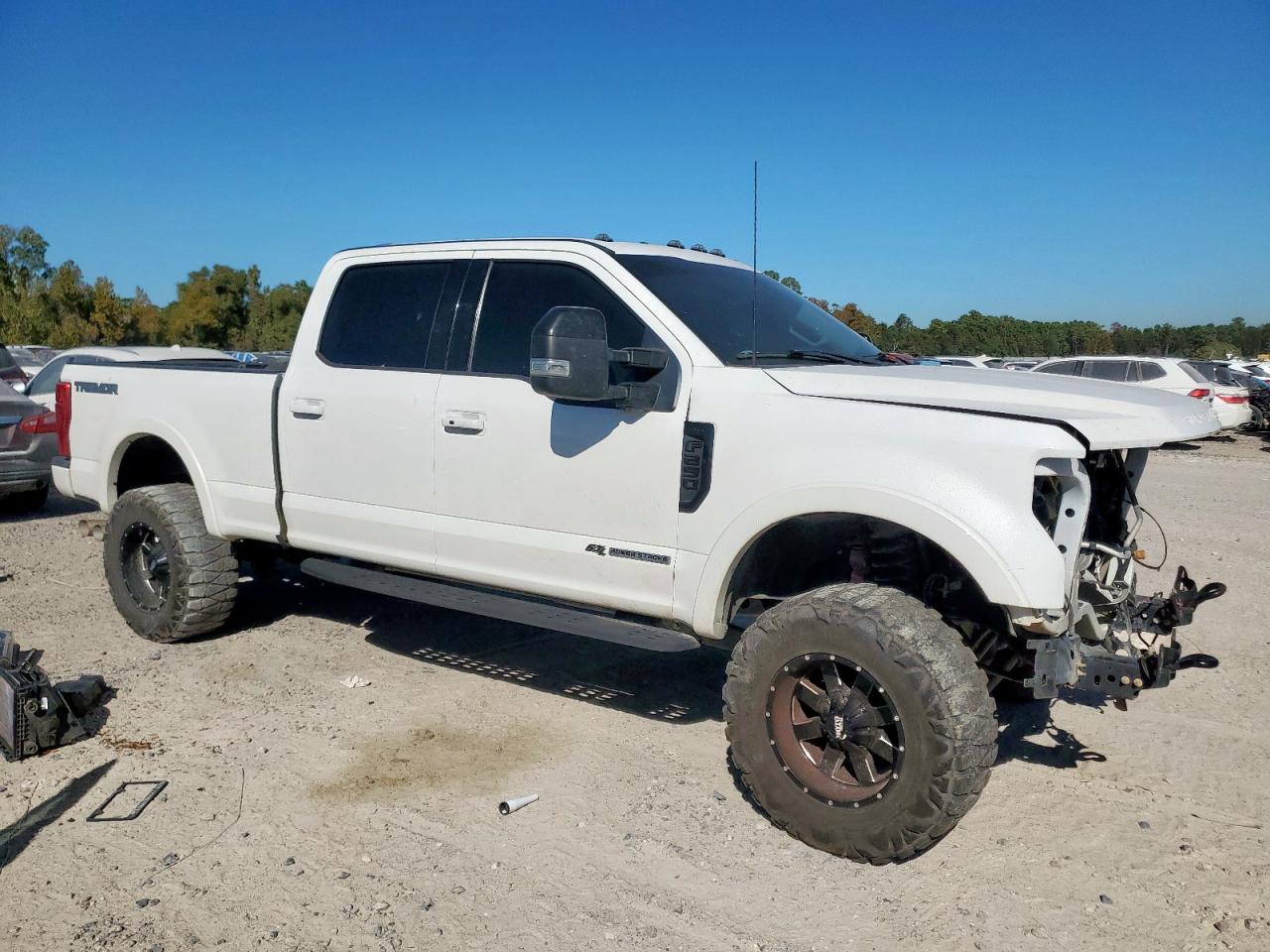 2021 Ford F250 Super Duty White vin: 1FT8W2BT4MEE07073