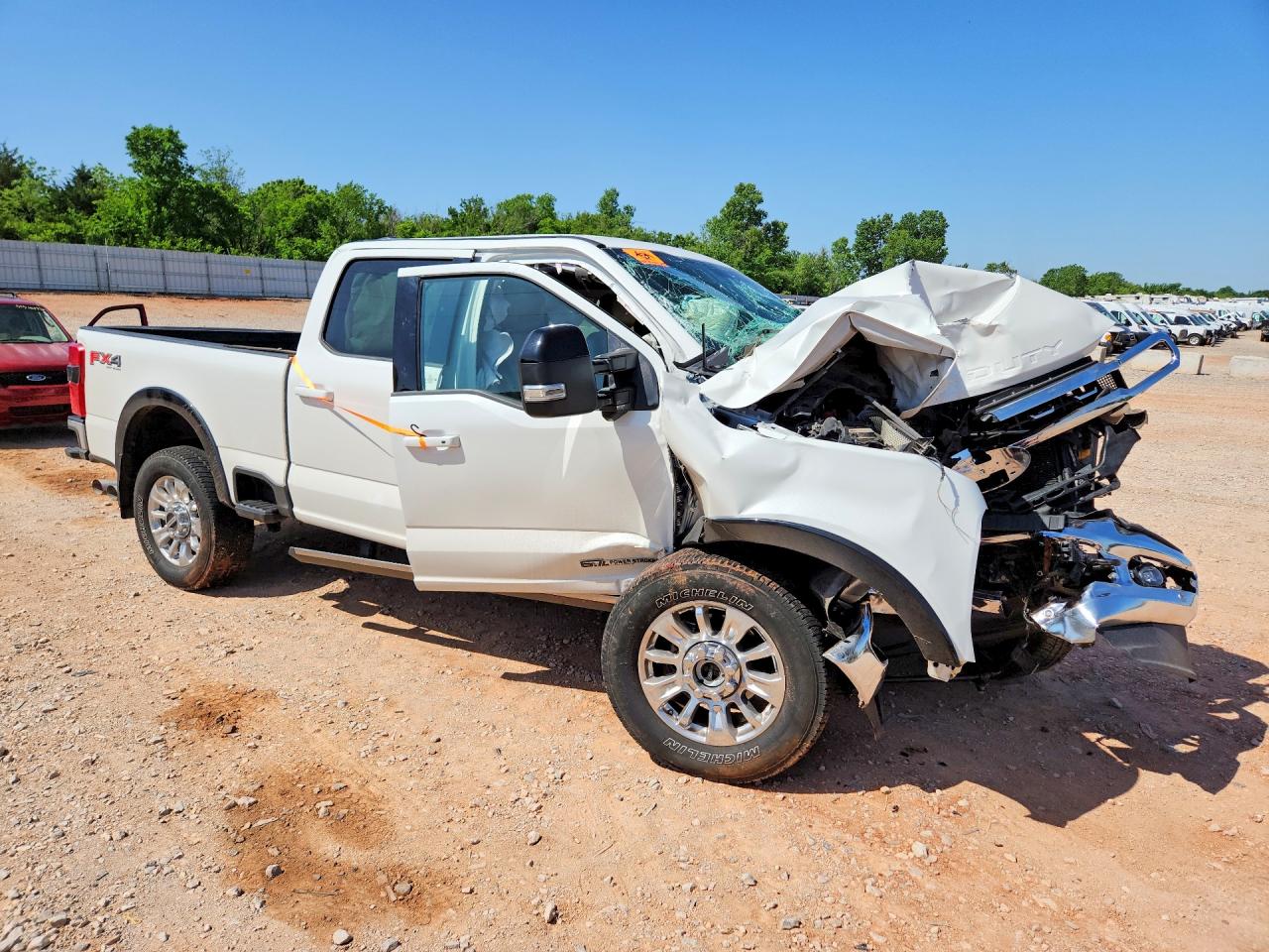 2024 Ford F250 Super Duty White vin: 1FT8W2BT6REC06878