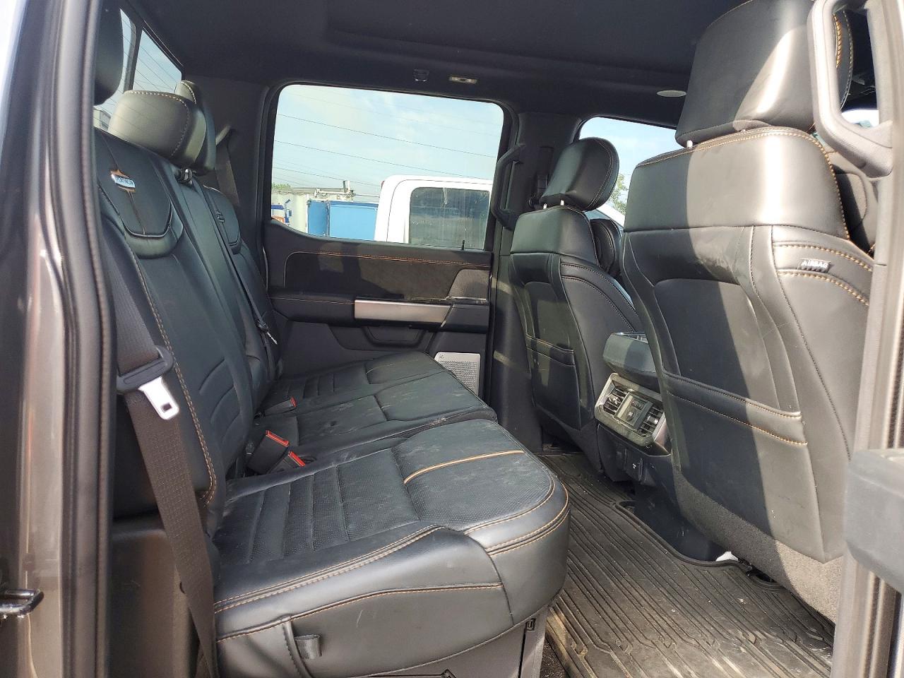 2024 Ford F250 Super Duty Gray vin: 1FT8W2BT7REE09682