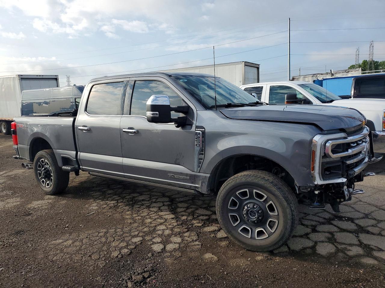 2024 Ford F250 Super Duty Gray vin: 1FT8W2BT7REE09682