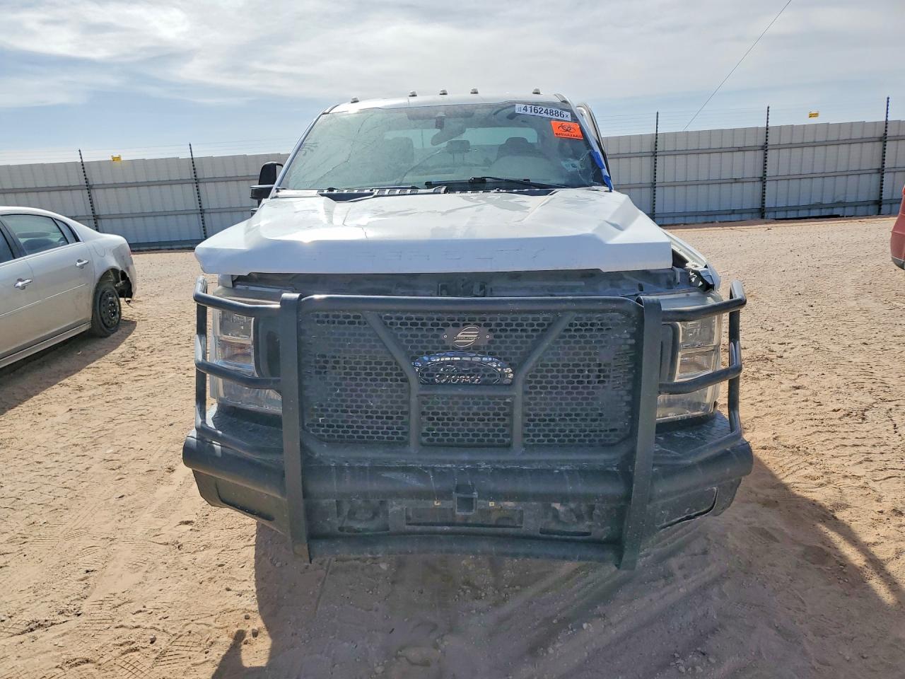 2022 Ford F250 Super Duty Белый vin: 1FT8W2BT8NEF74764