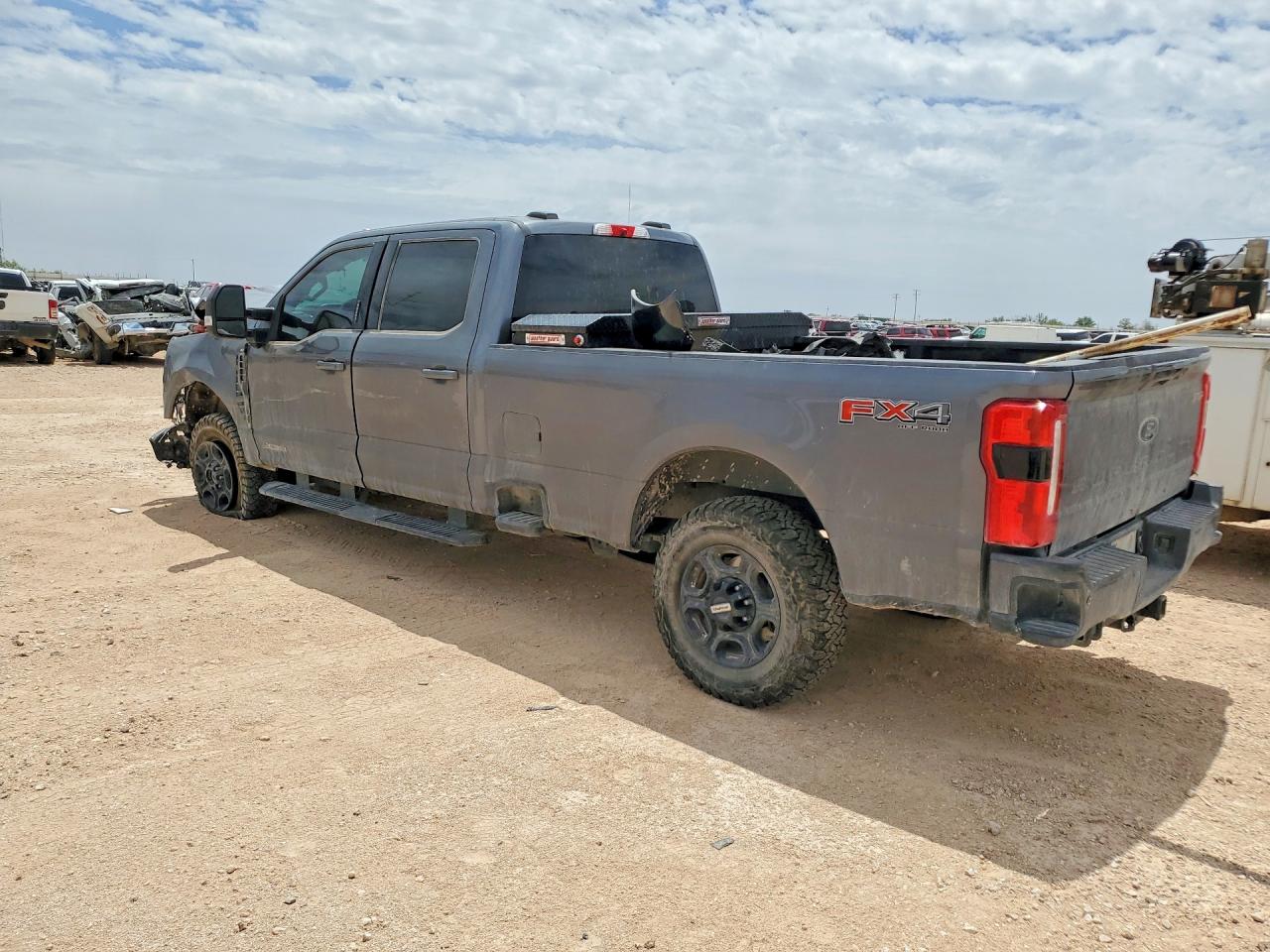 2024 Ford F250 Super Duty Gray vin: 1FT8W2BTXRED14856