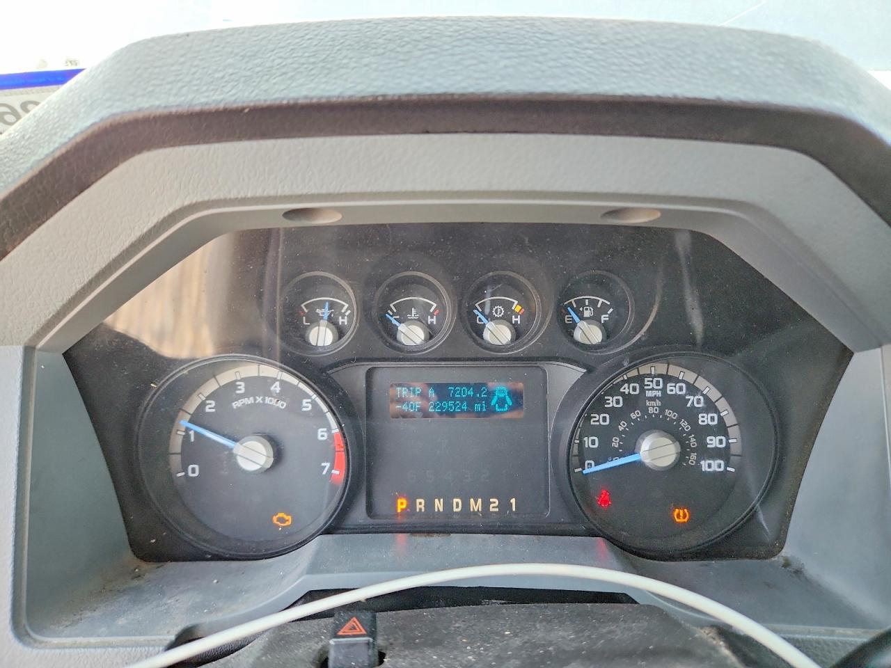 2015 Ford F350 Super Duty White vin: 1FT8W3A61FEC33323